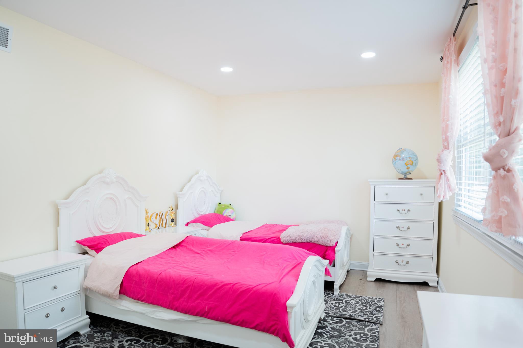 100 ACRE WOODS - Residential Lease