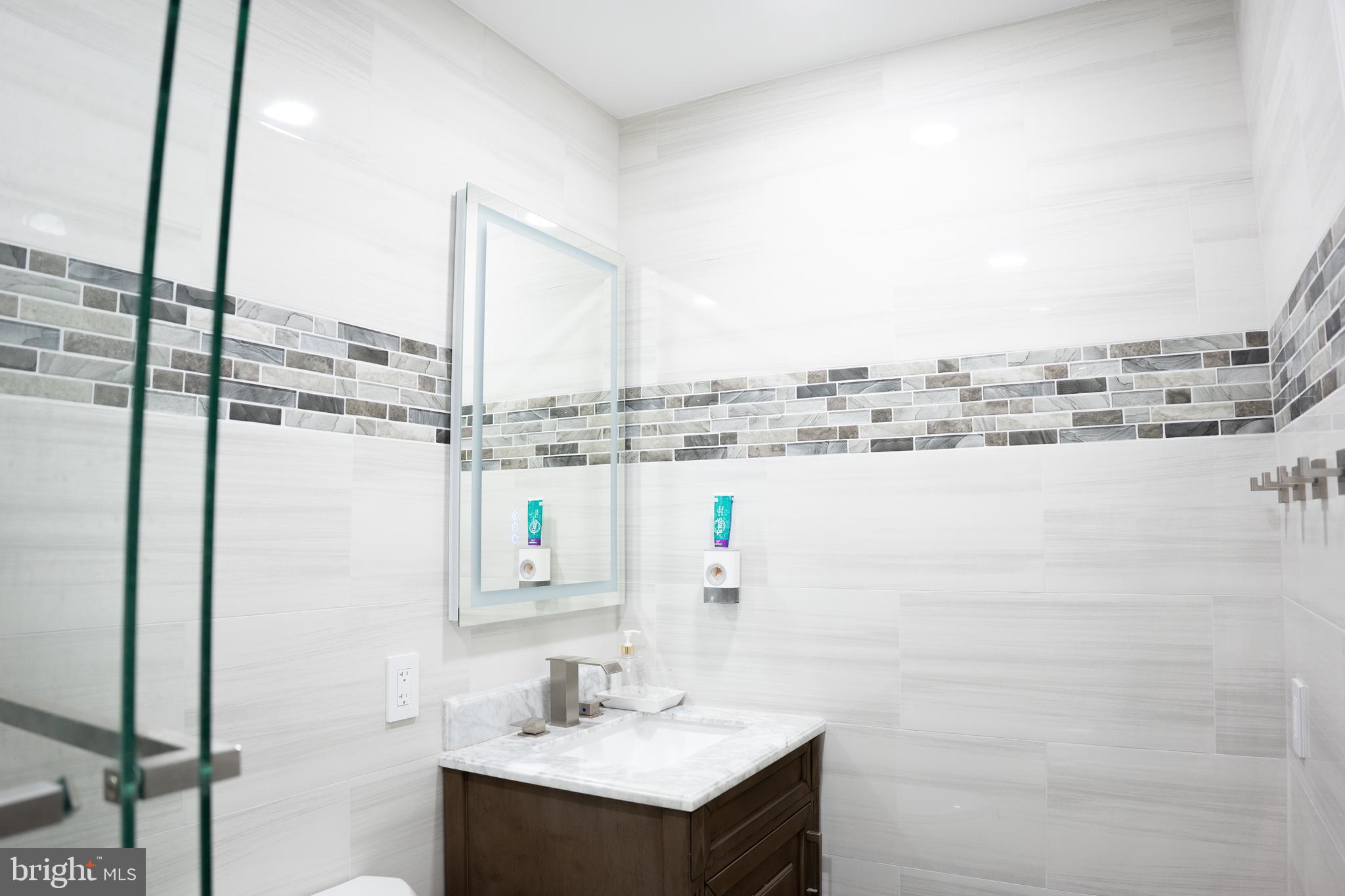 100 ACRE WOODS - Residential Lease