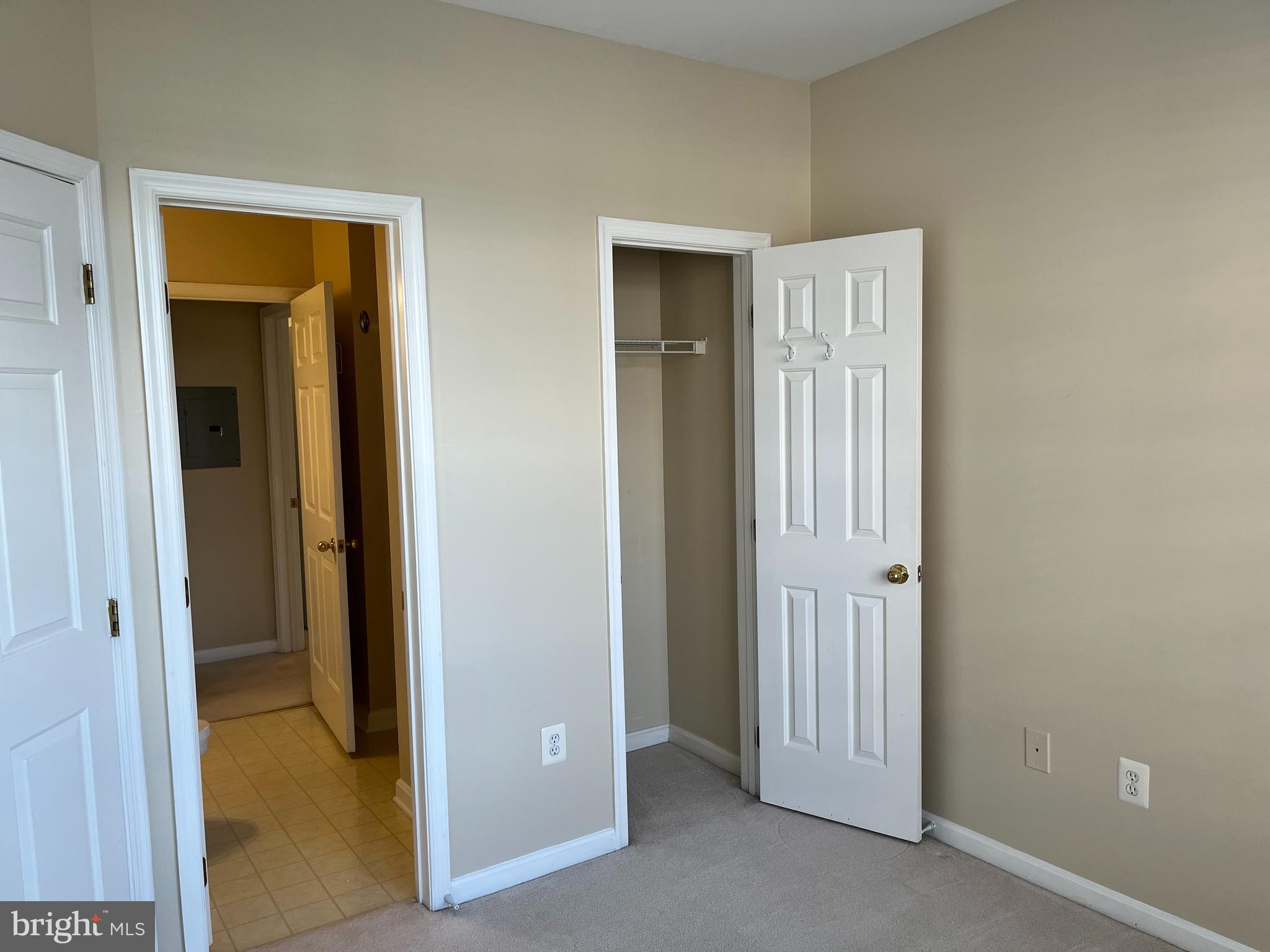 WESTBRIAR - Residential Lease