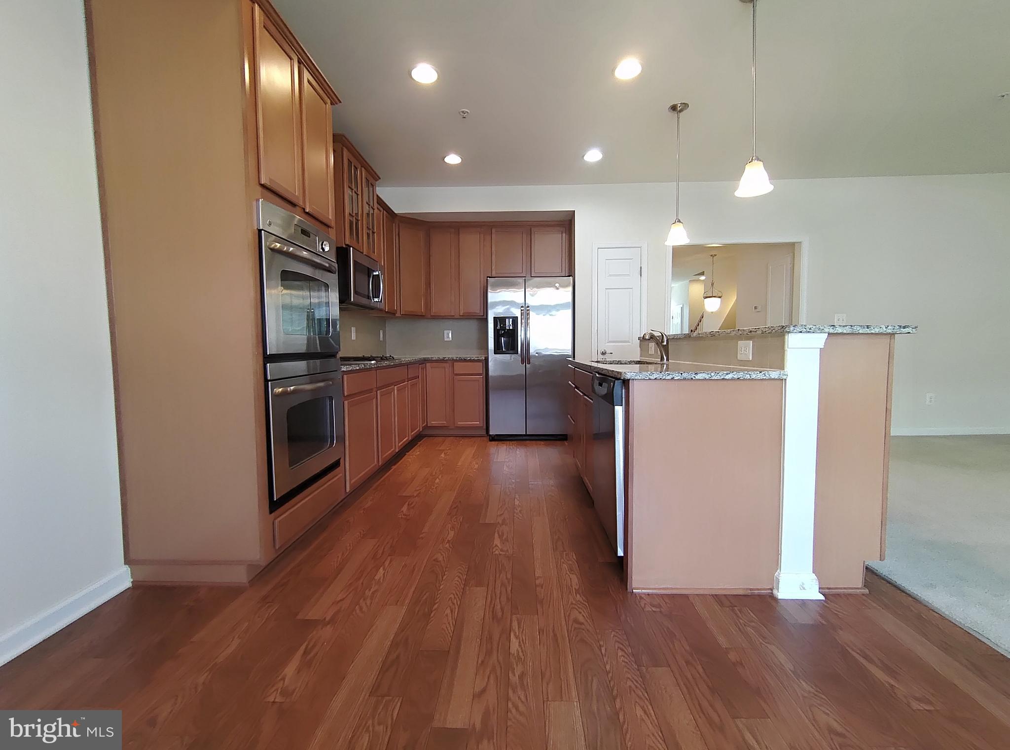 MORLEY CORNER - Residential