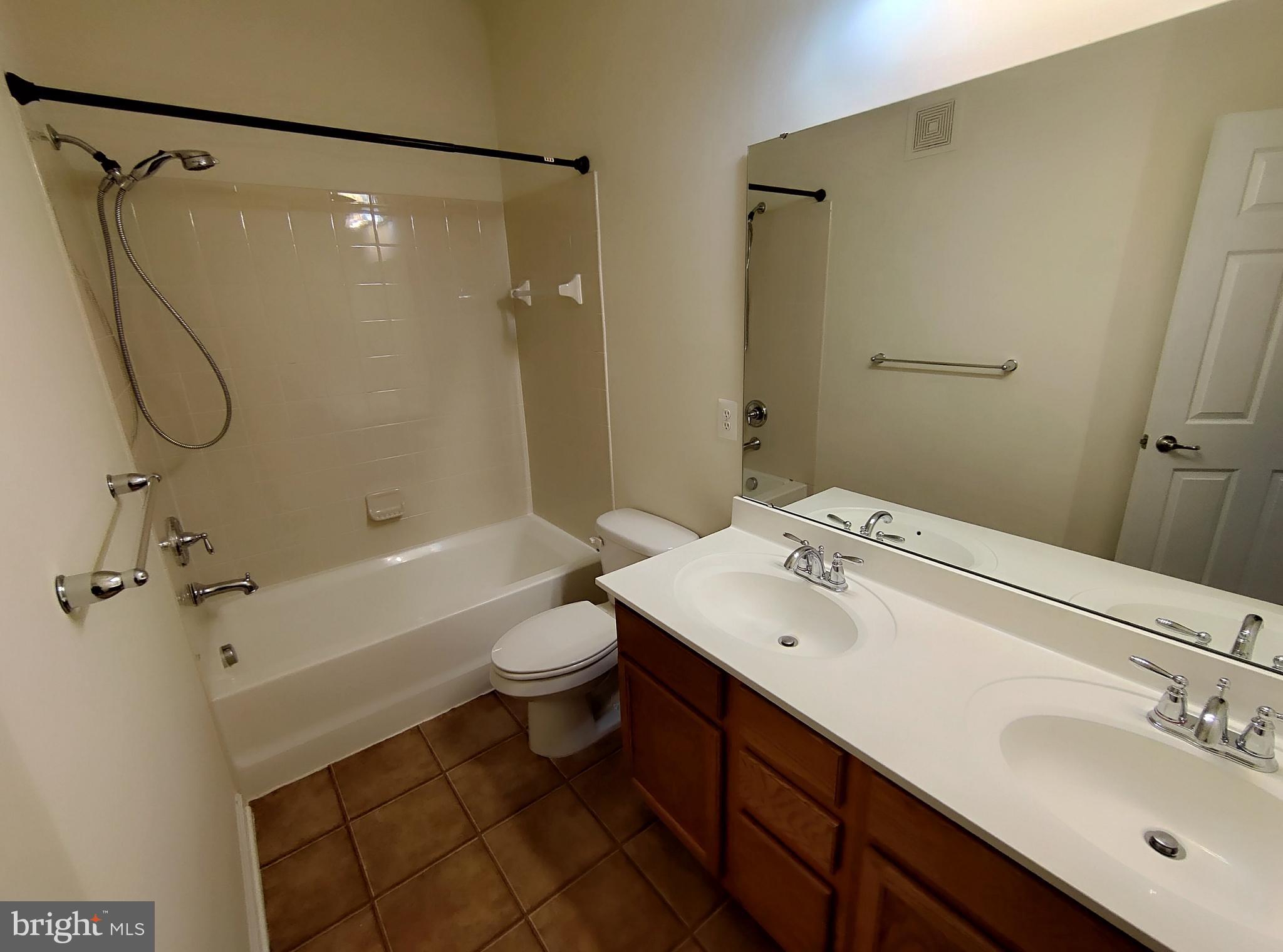 MORLEY CORNER - Residential