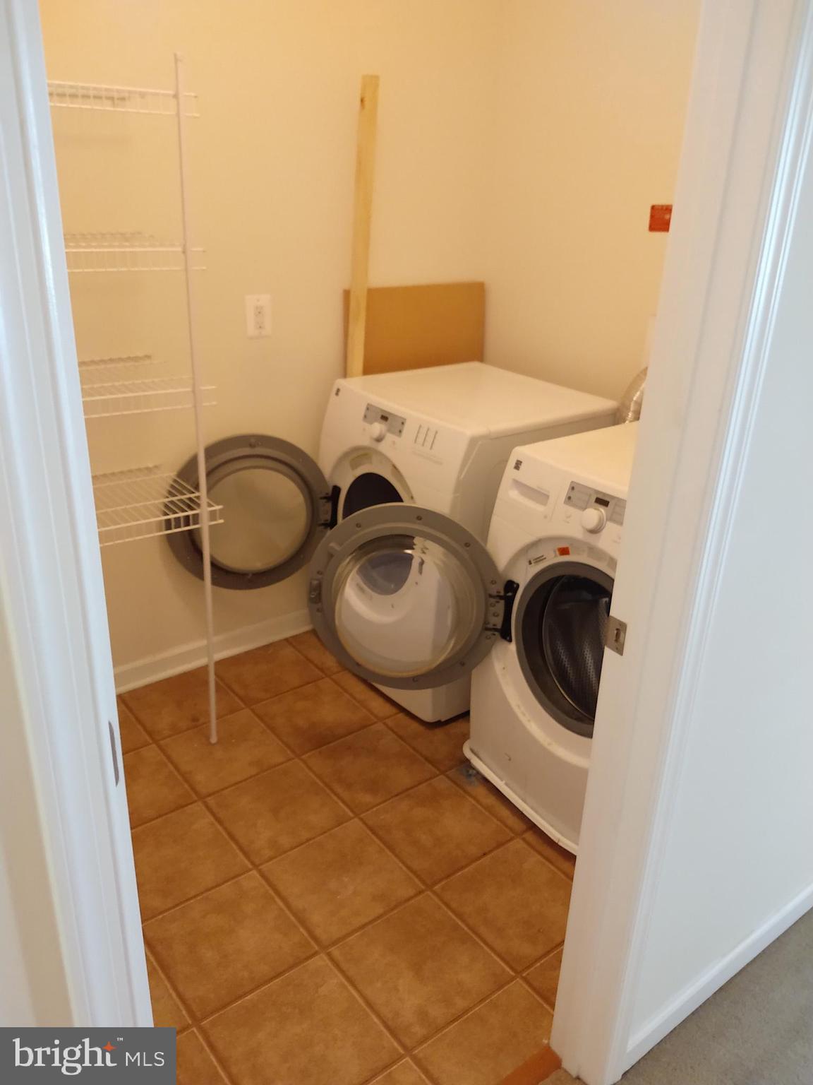 MORLEY CORNER - Residential