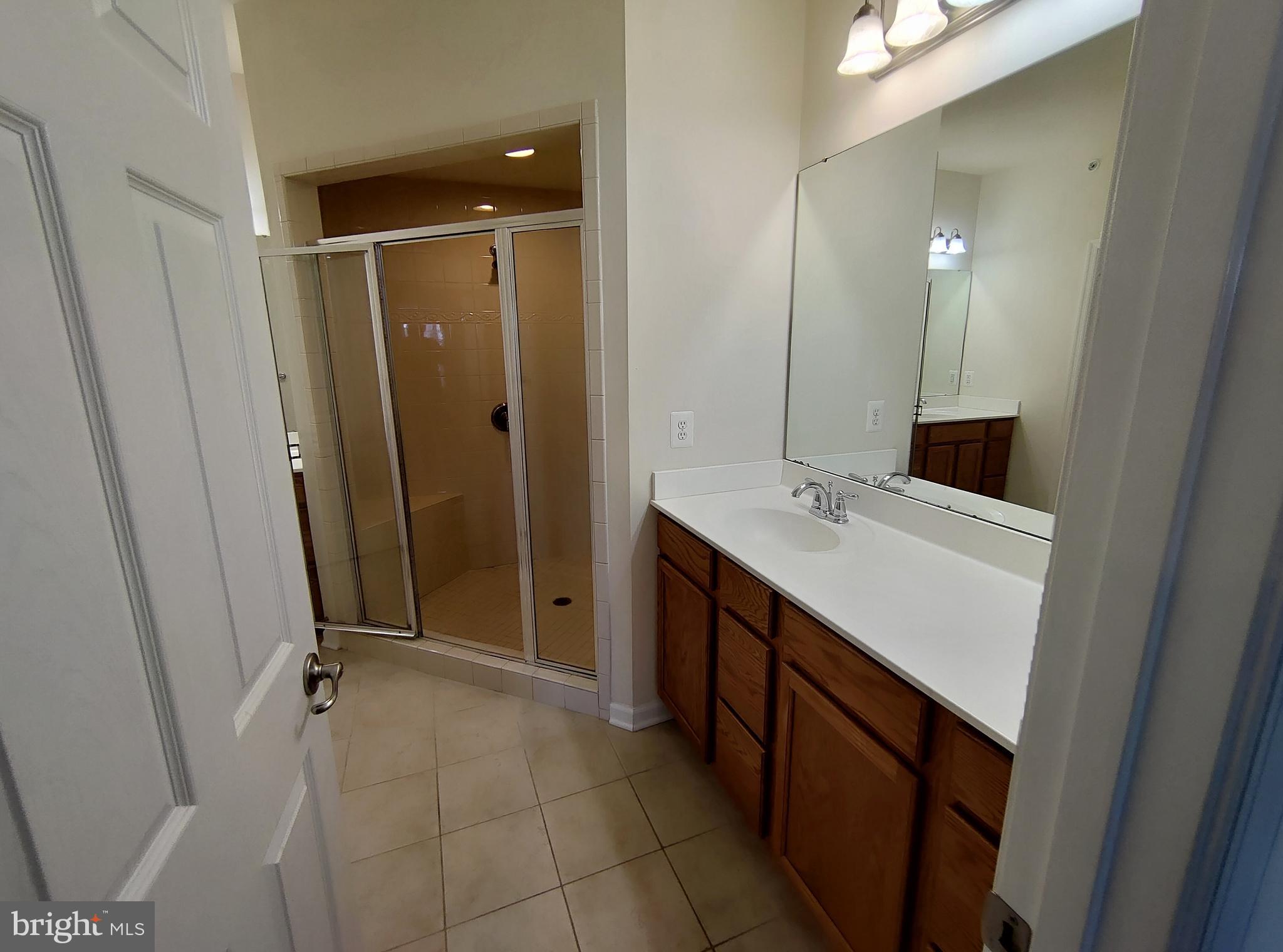 MORLEY CORNER - Residential