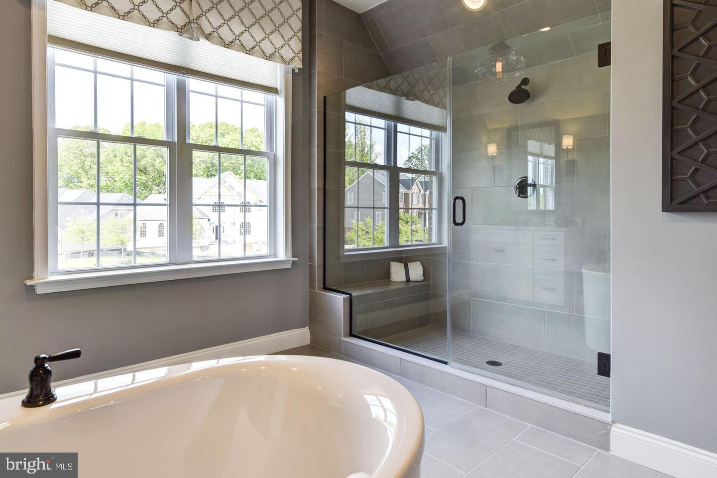 ARUNDEL FOREST - Residential