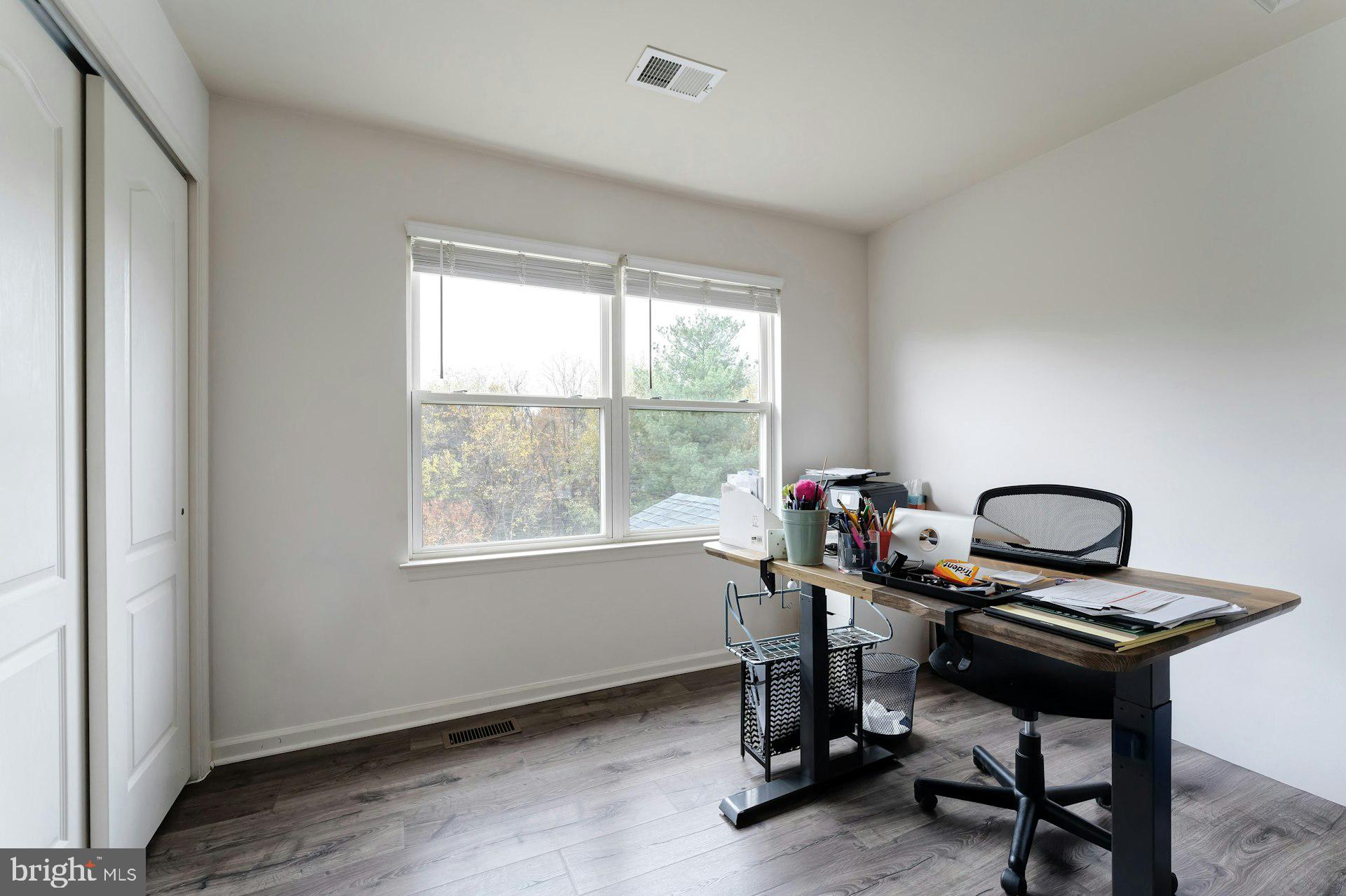 FARMWELL HUNT - Residential