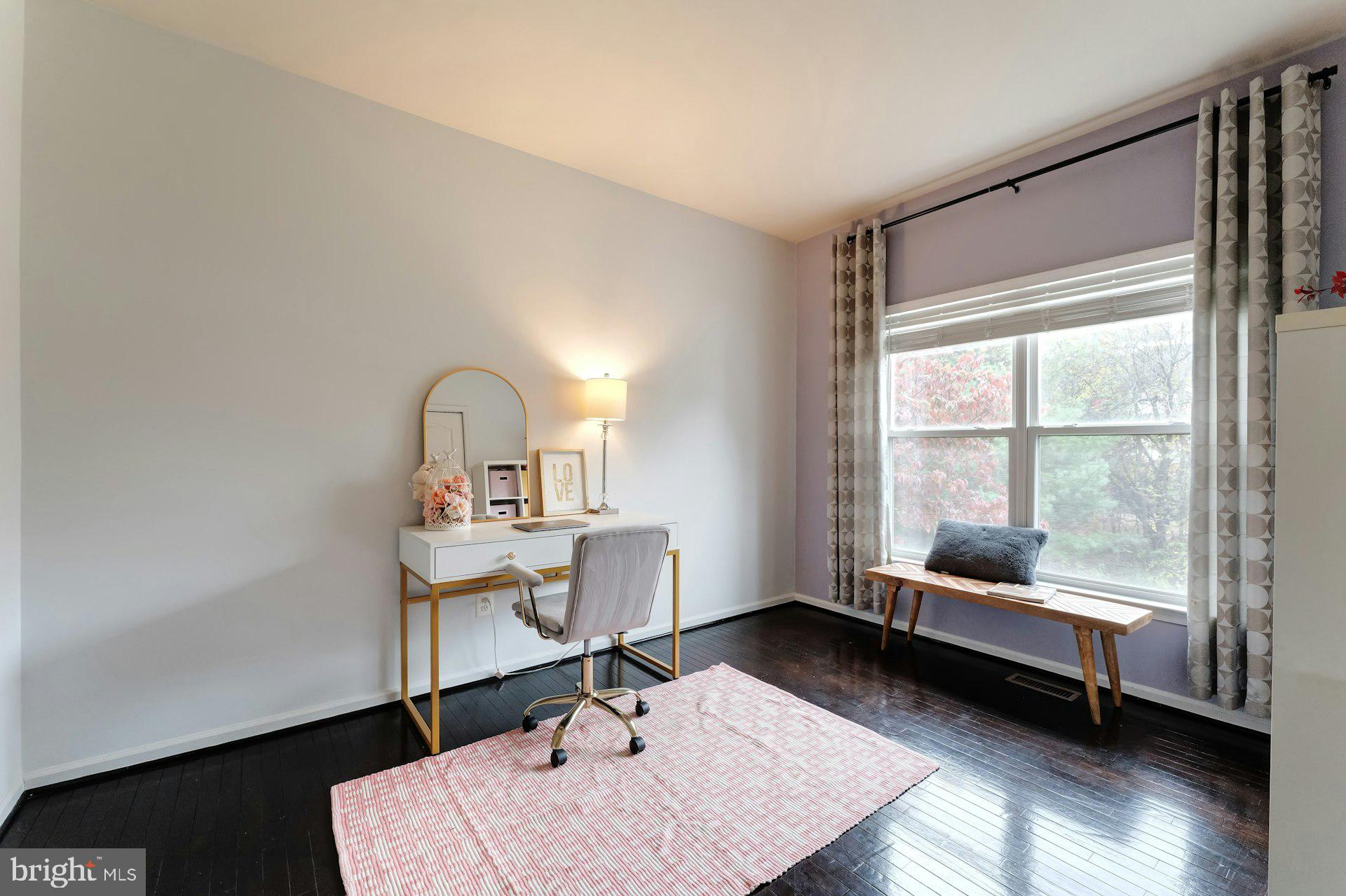 FARMWELL HUNT - Residential