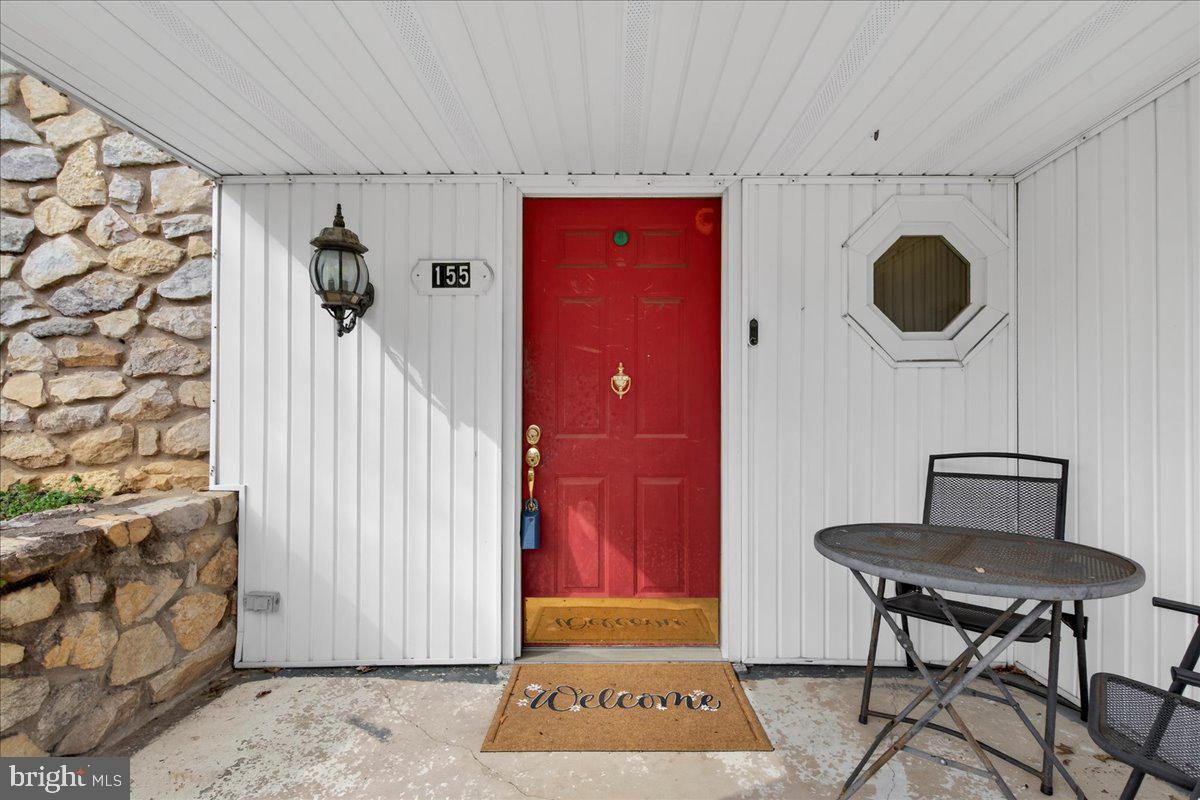 HEDGEROW WOODS - Residential