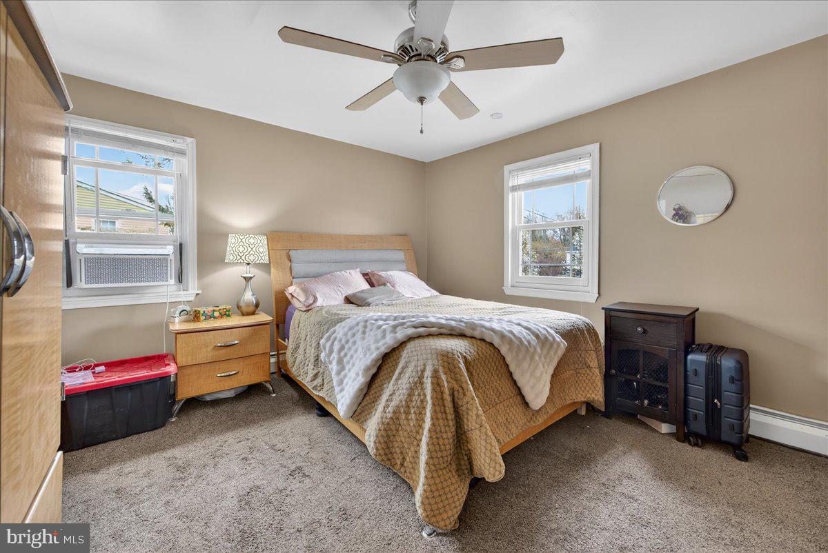 HEDGEROW WOODS - Residential