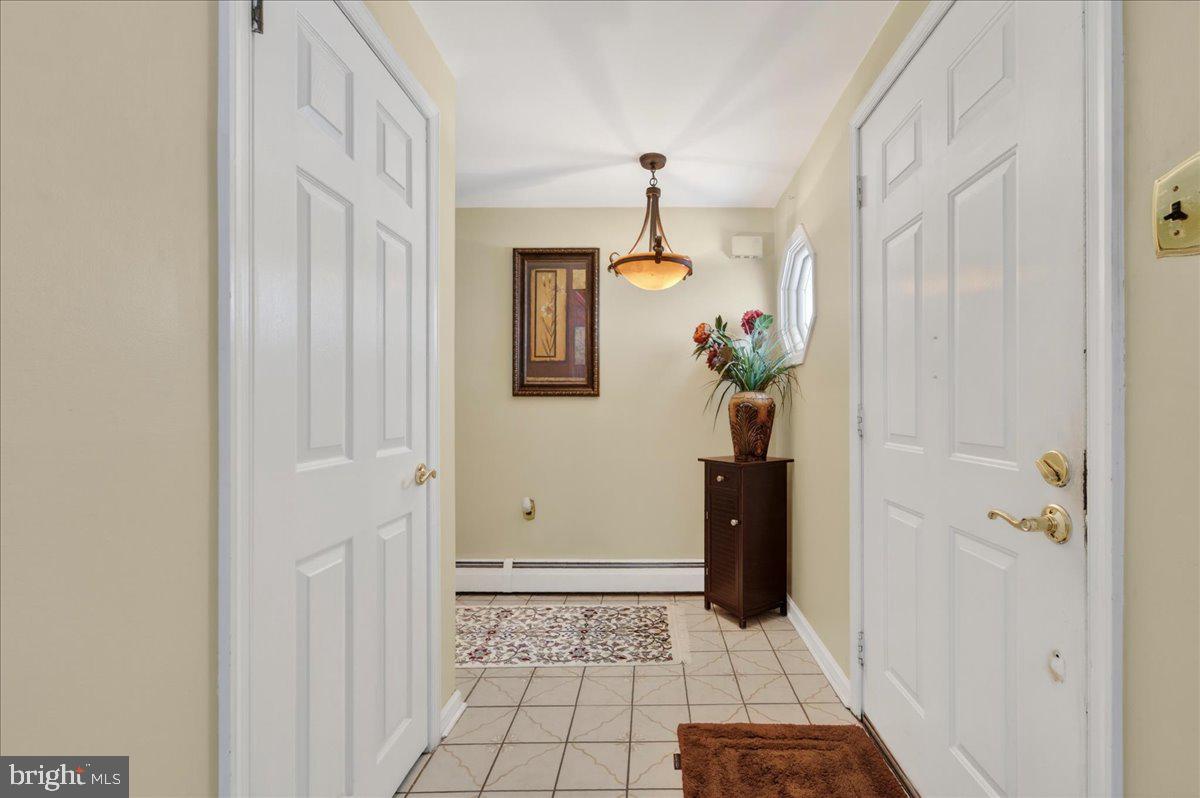 HEDGEROW WOODS - Residential