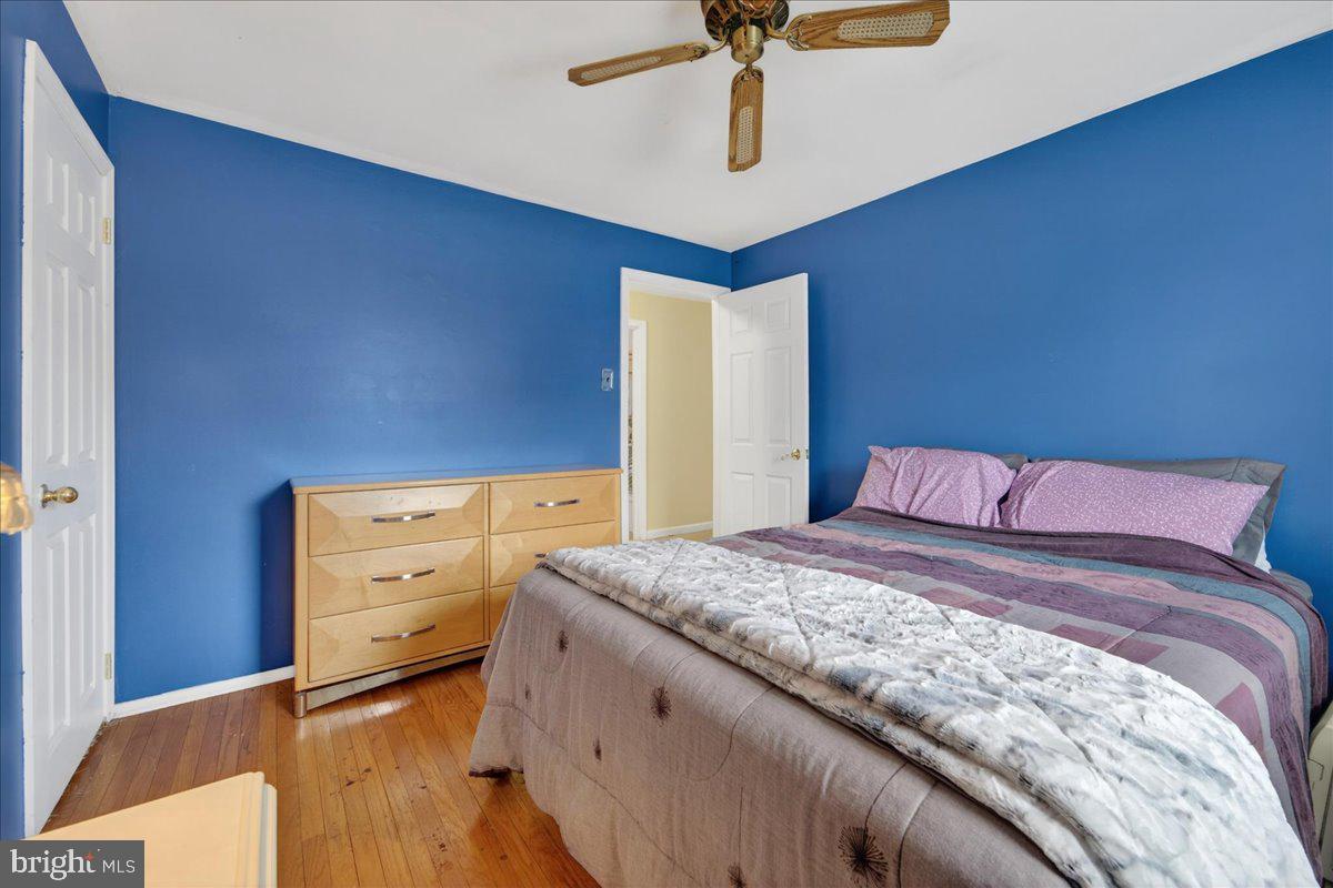 HEDGEROW WOODS - Residential