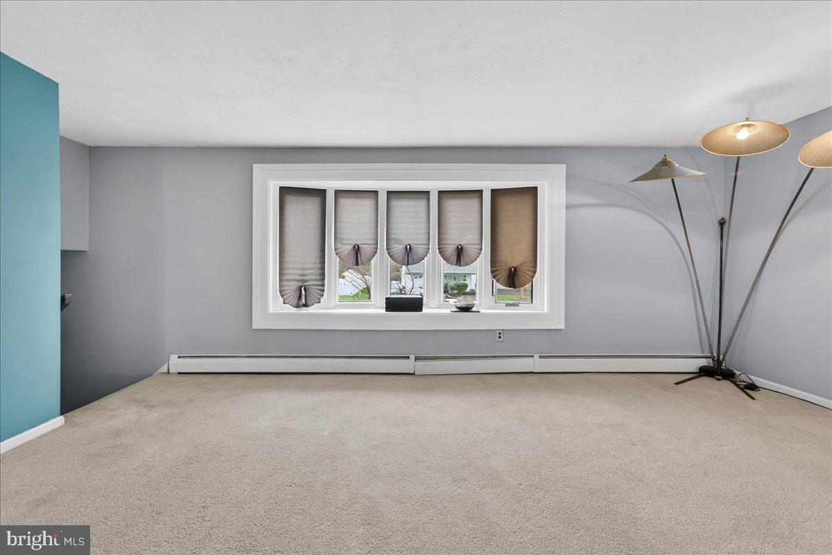 HEDGEROW WOODS - Residential