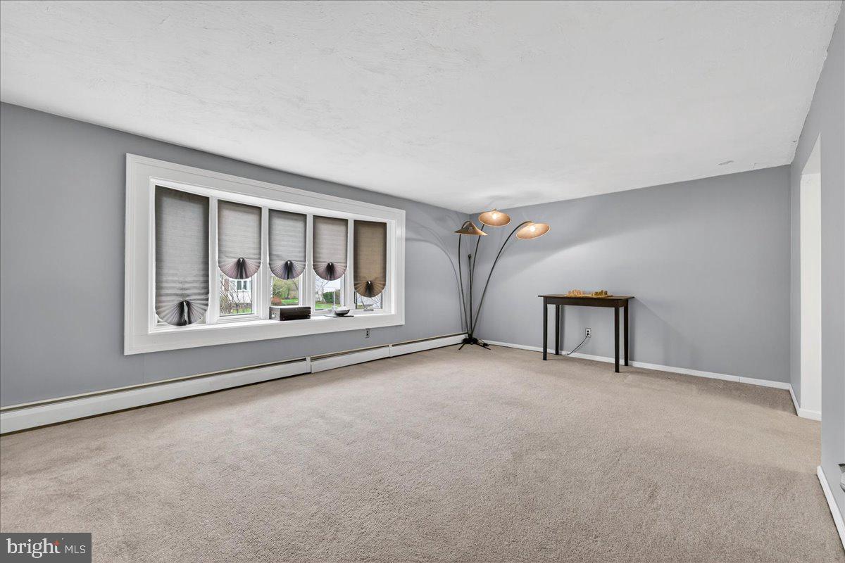 HEDGEROW WOODS - Residential