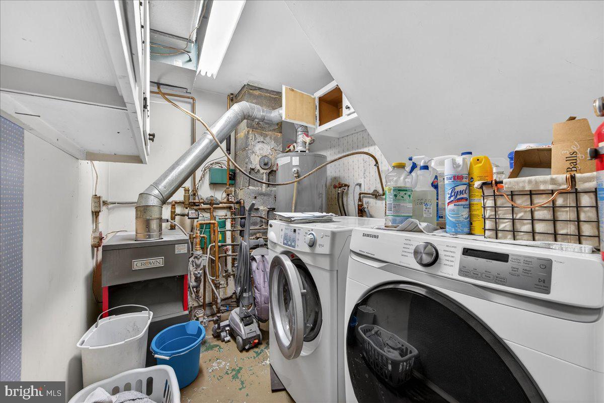 HEDGEROW WOODS - Residential