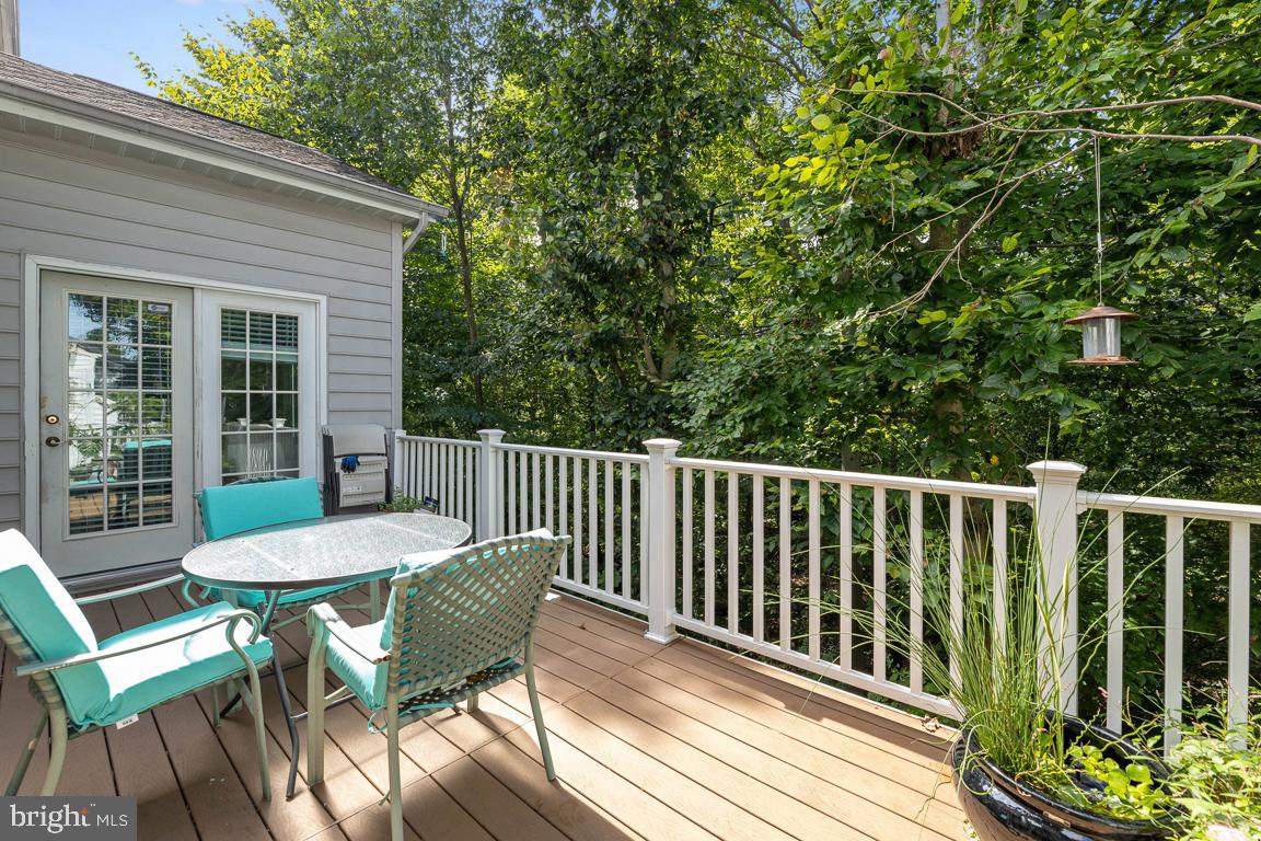 LORTON TOWN CNTR LANDBAY - Residential Lease