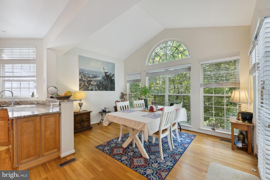 LORTON TOWN CNTR LANDBAY - Residential Lease