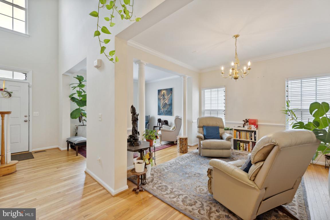 LORTON TOWN CNTR LANDBAY - Residential Lease