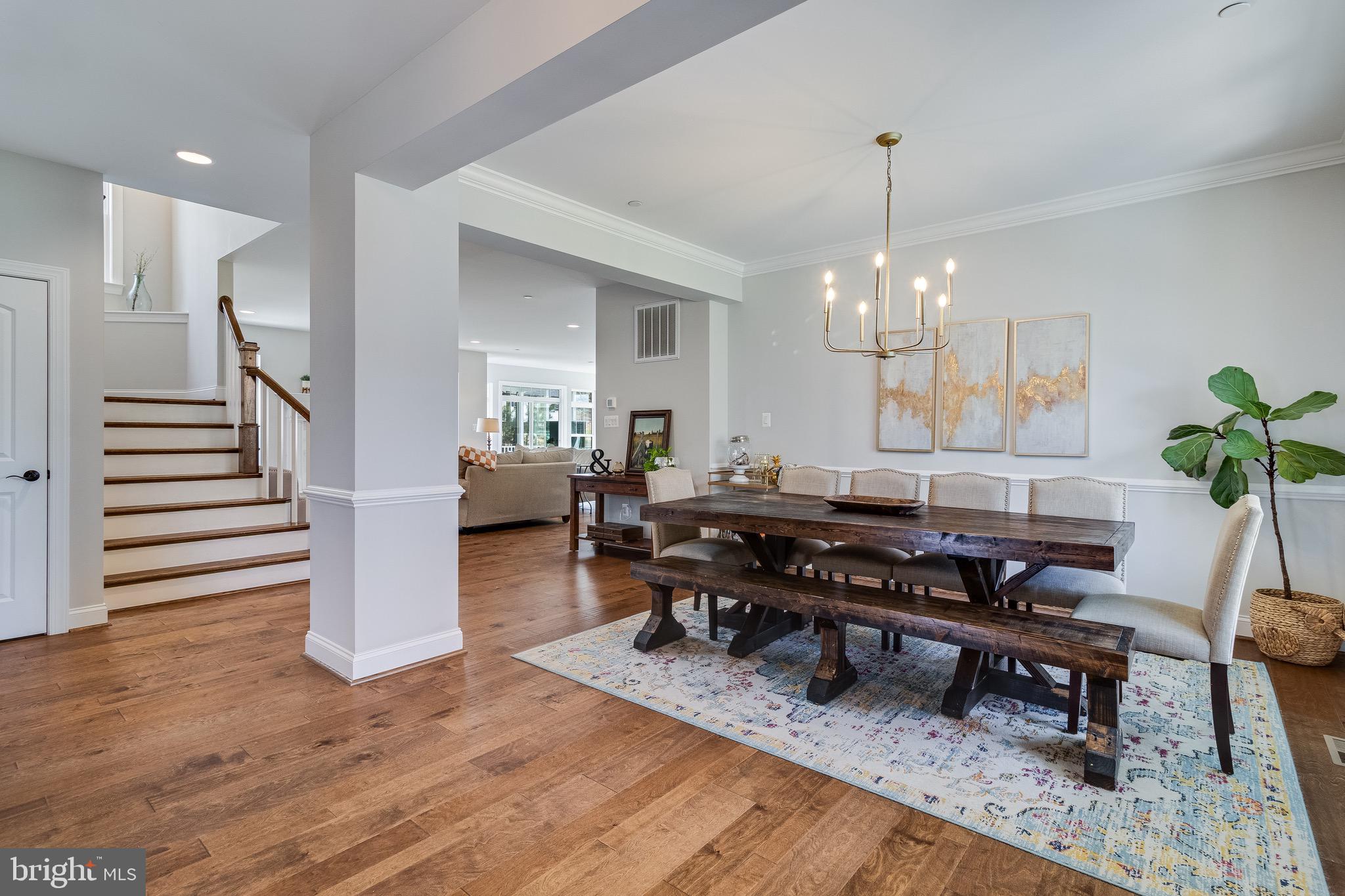 OAKLAND HALL - Residential