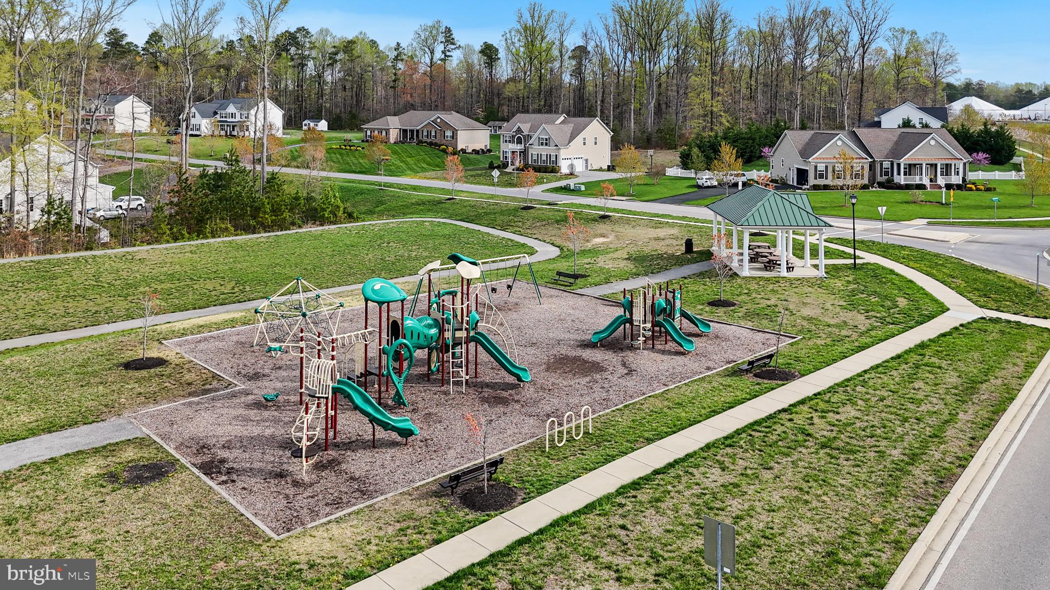 OAKLAND HALL - Residential