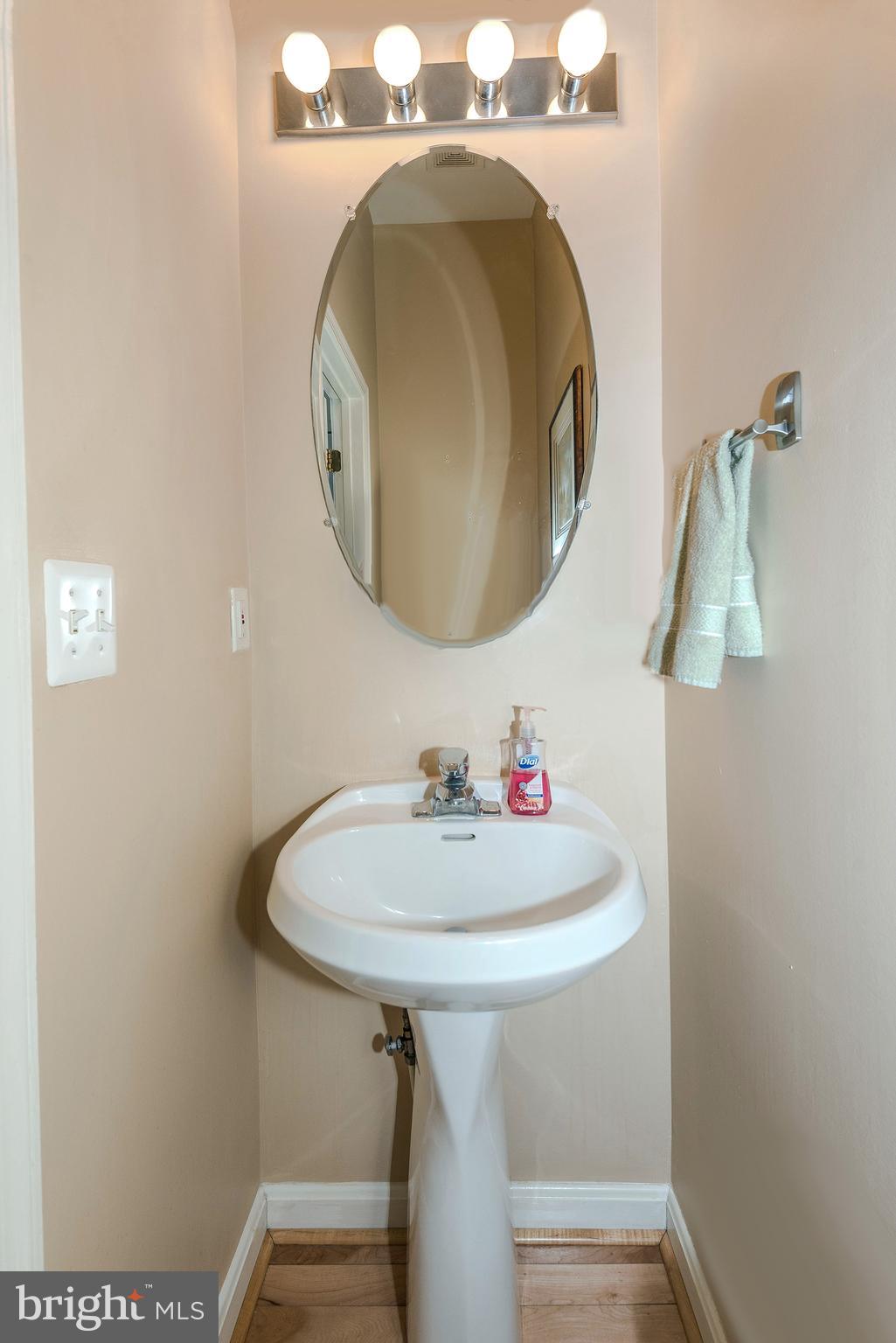 SEVEN OAKS - Residential