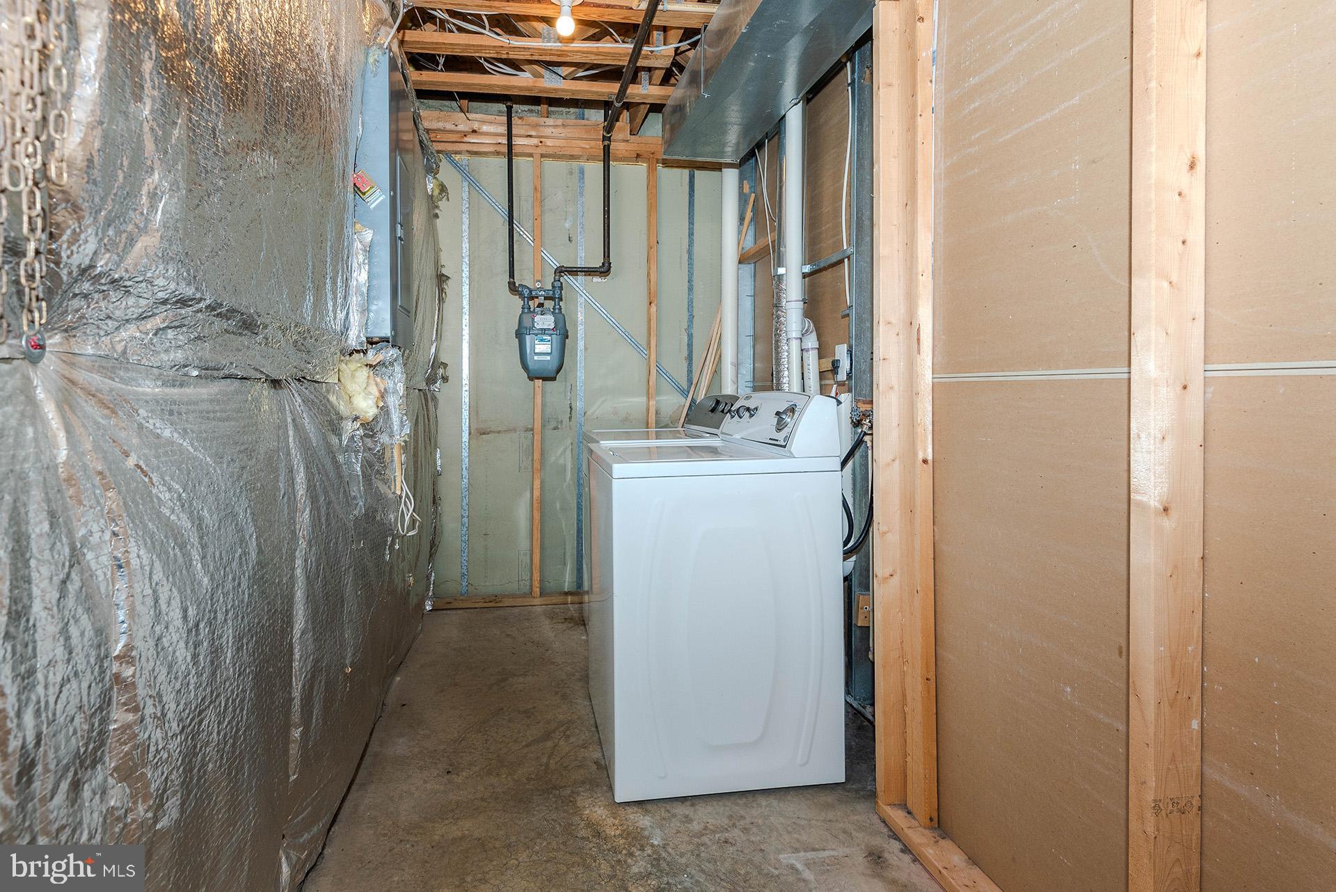 SEVEN OAKS - Residential