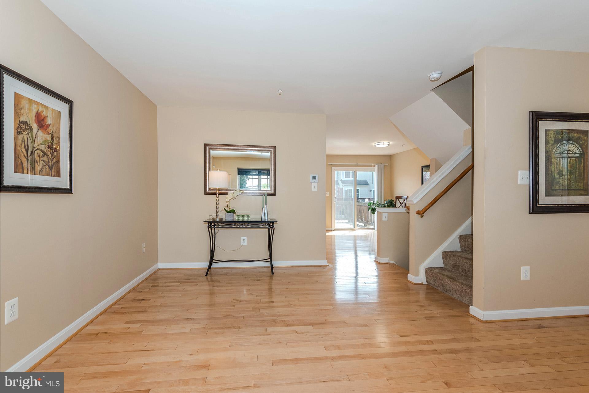 SEVEN OAKS - Residential