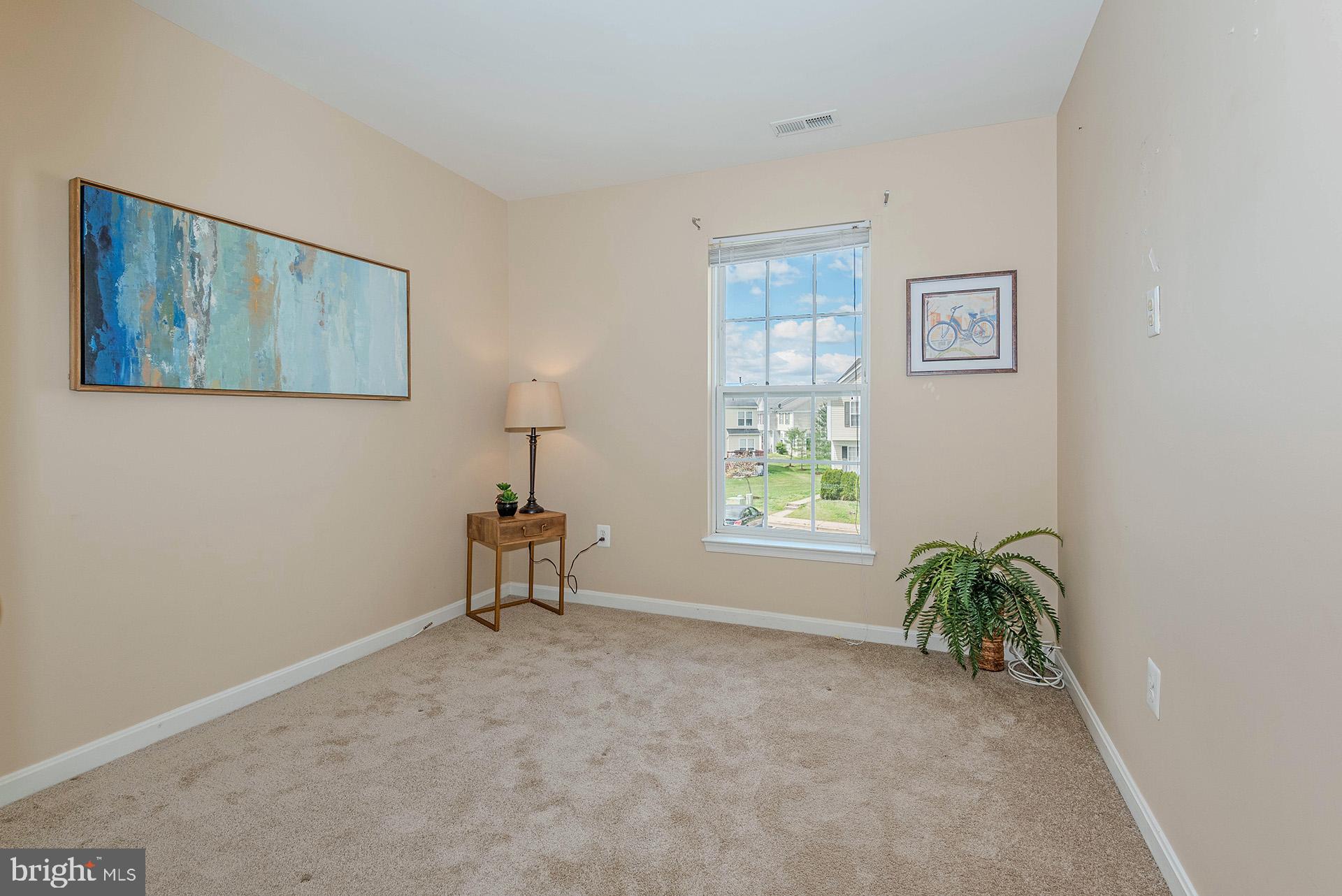 SEVEN OAKS - Residential