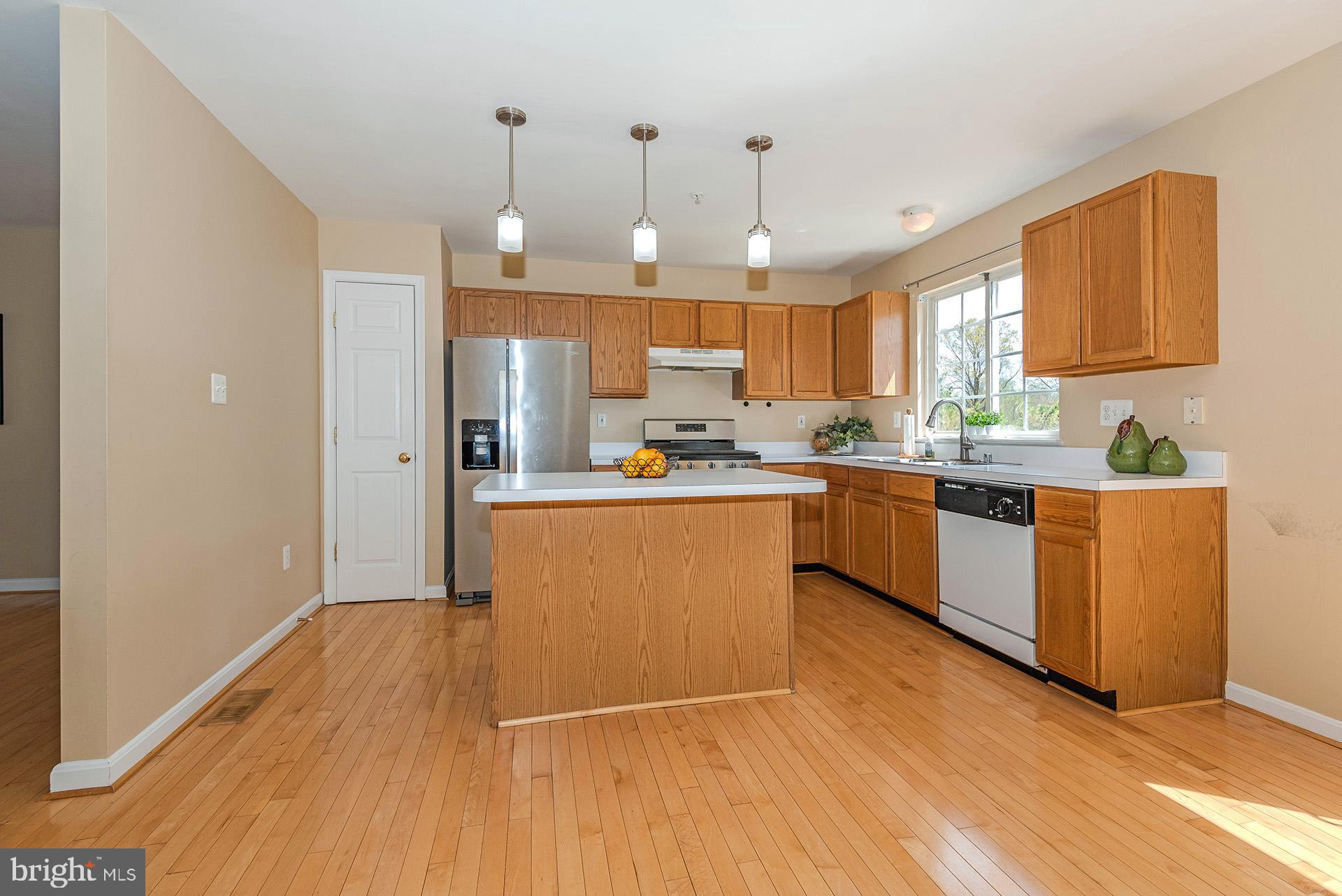 SEVEN OAKS - Residential