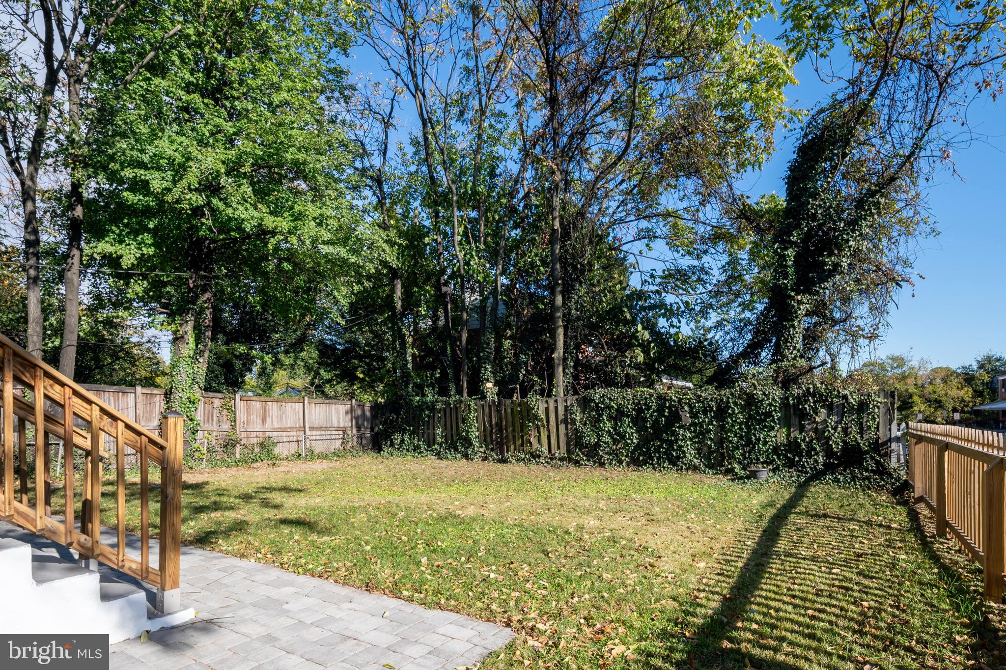 FRANKFORD - Residential Lease