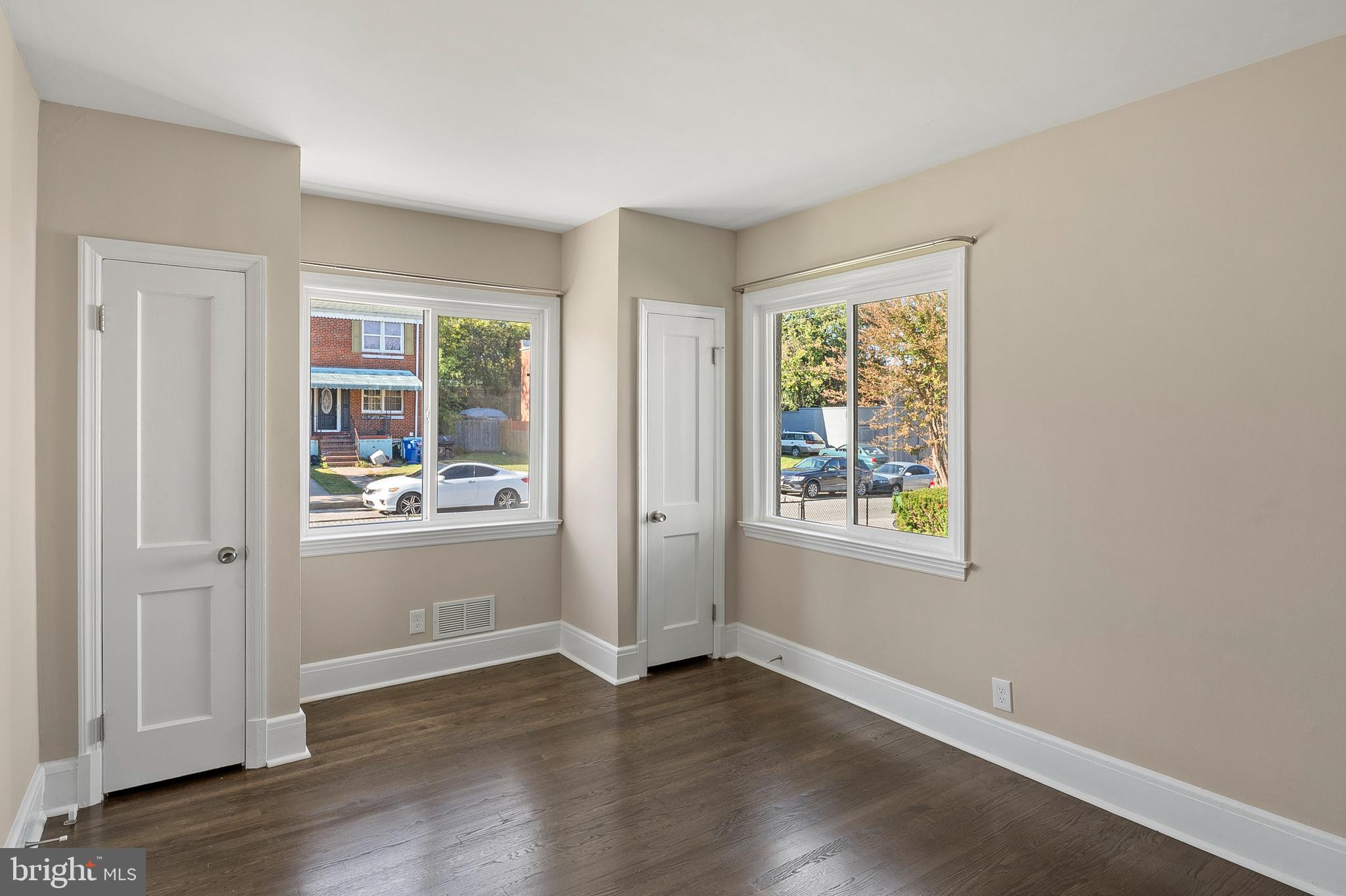 FRANKFORD - Residential Lease