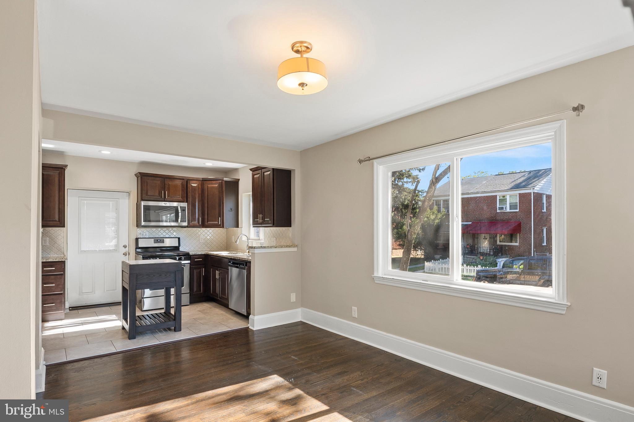 FRANKFORD - Residential Lease