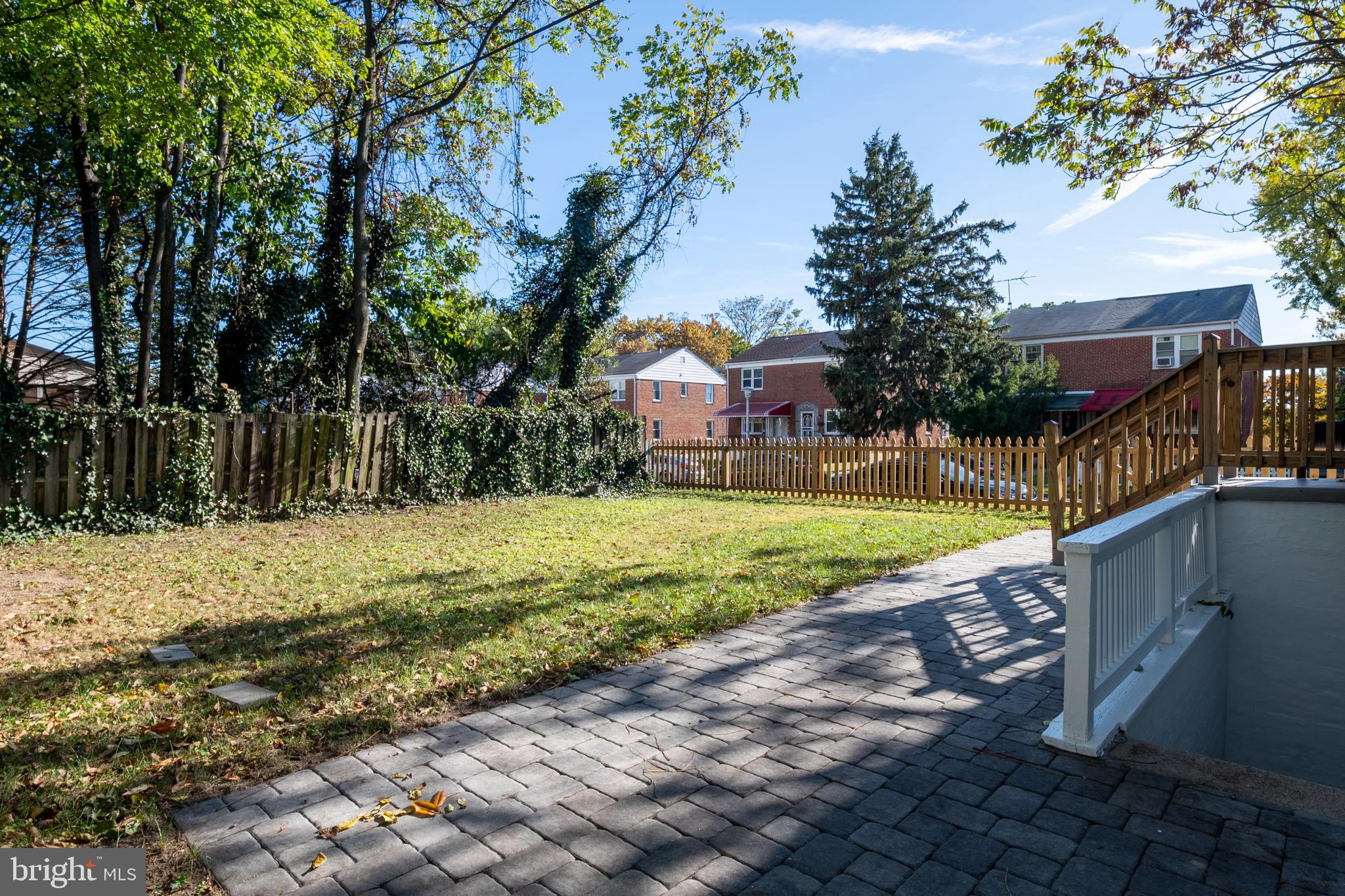 FRANKFORD - Residential Lease