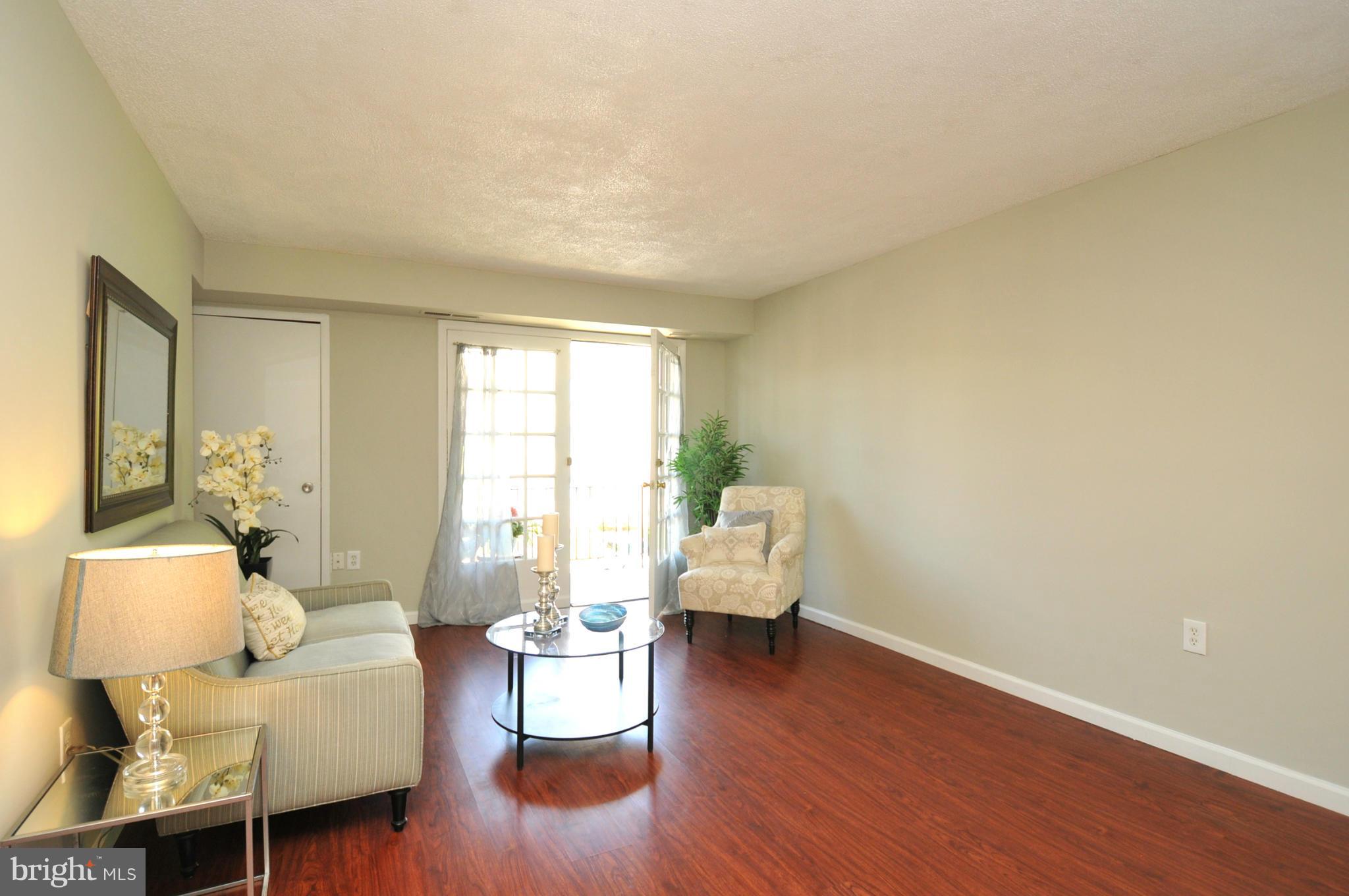 MAYFLOWER SQUARE - Residential