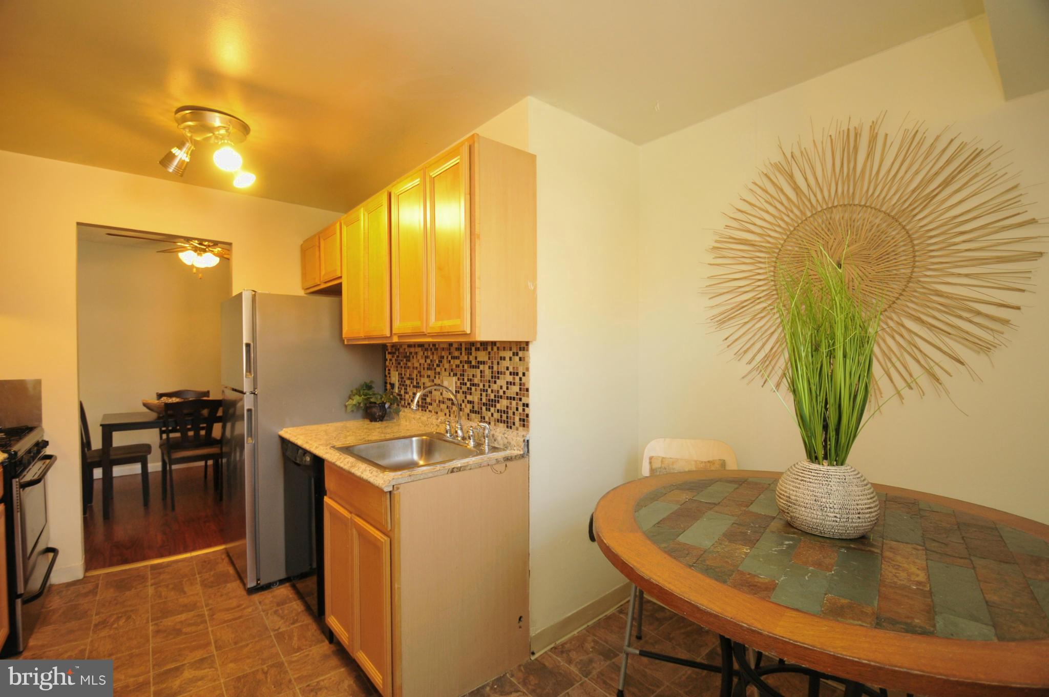 MAYFLOWER SQUARE - Residential