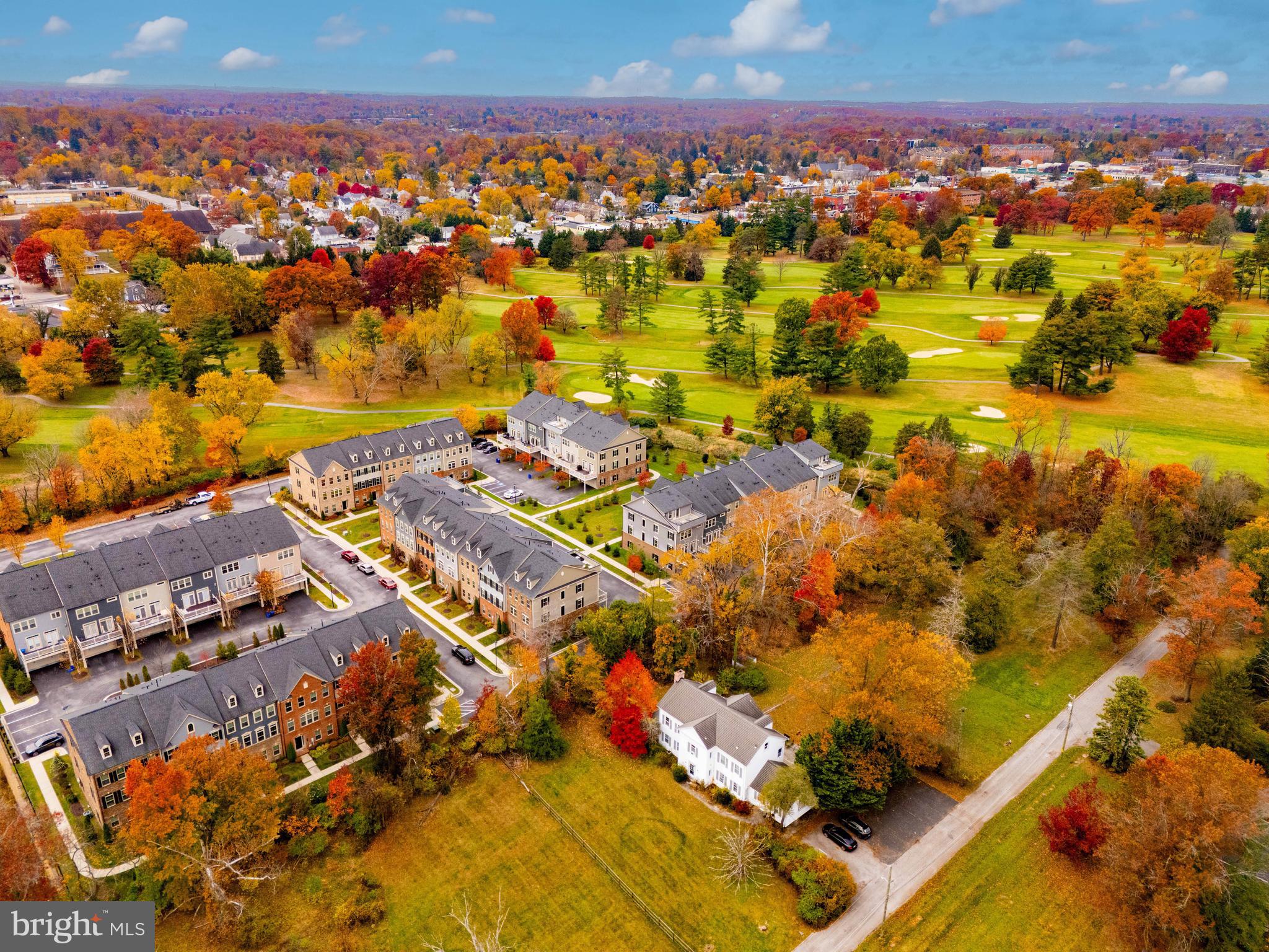 SUBURBAN GREENE - Residential