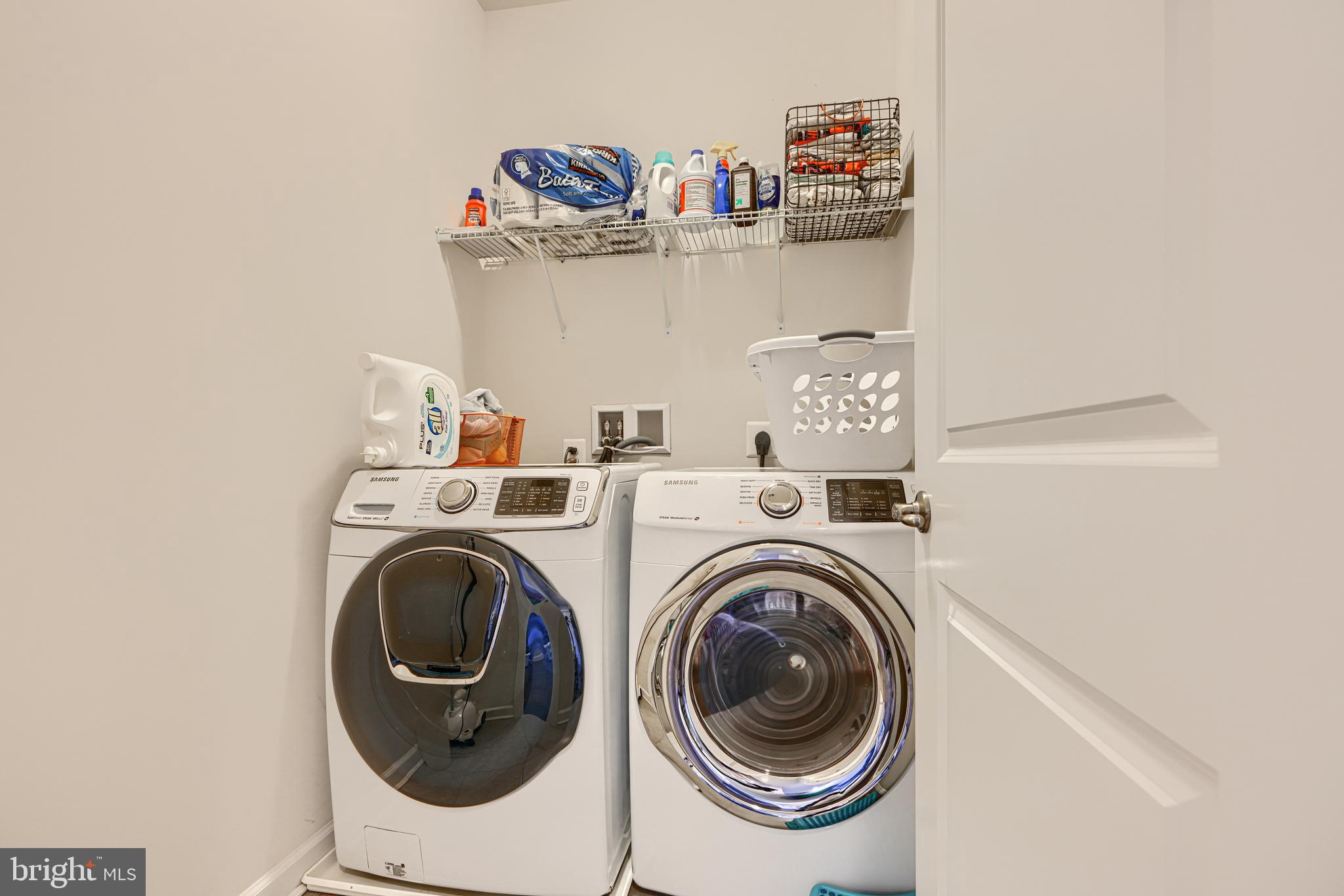 SUBURBAN GREENE - Residential