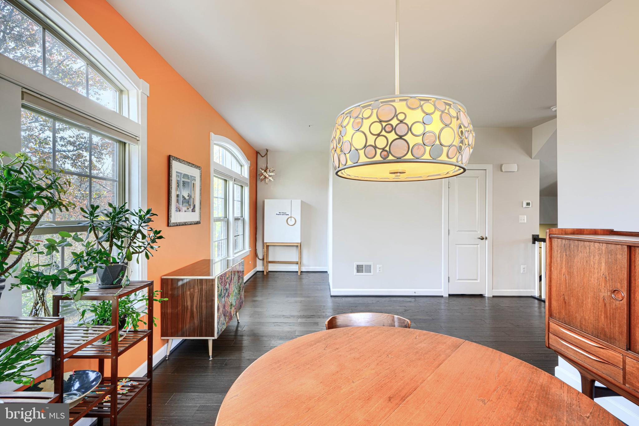 SUBURBAN GREENE - Residential