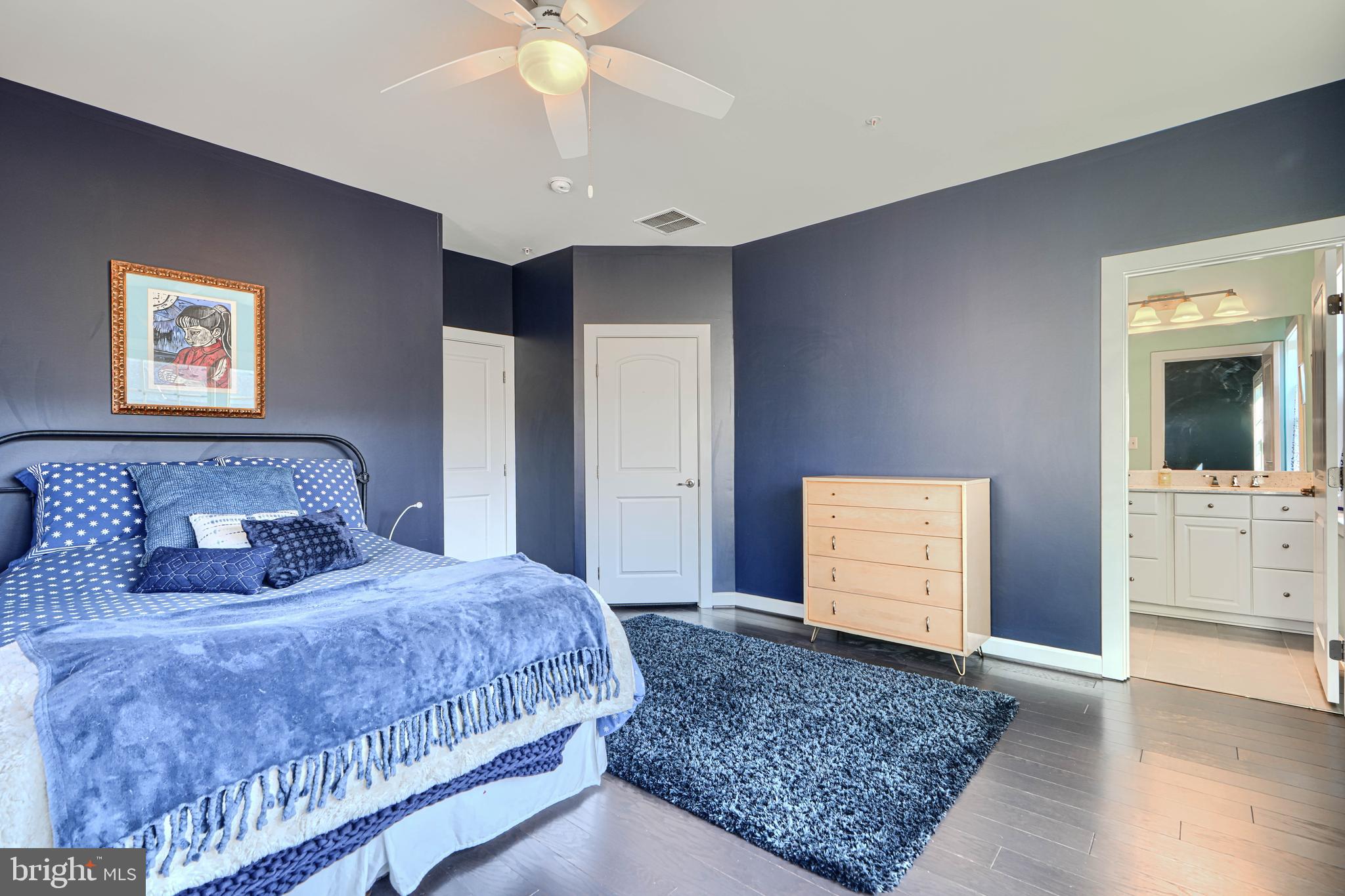 SUBURBAN GREENE - Residential