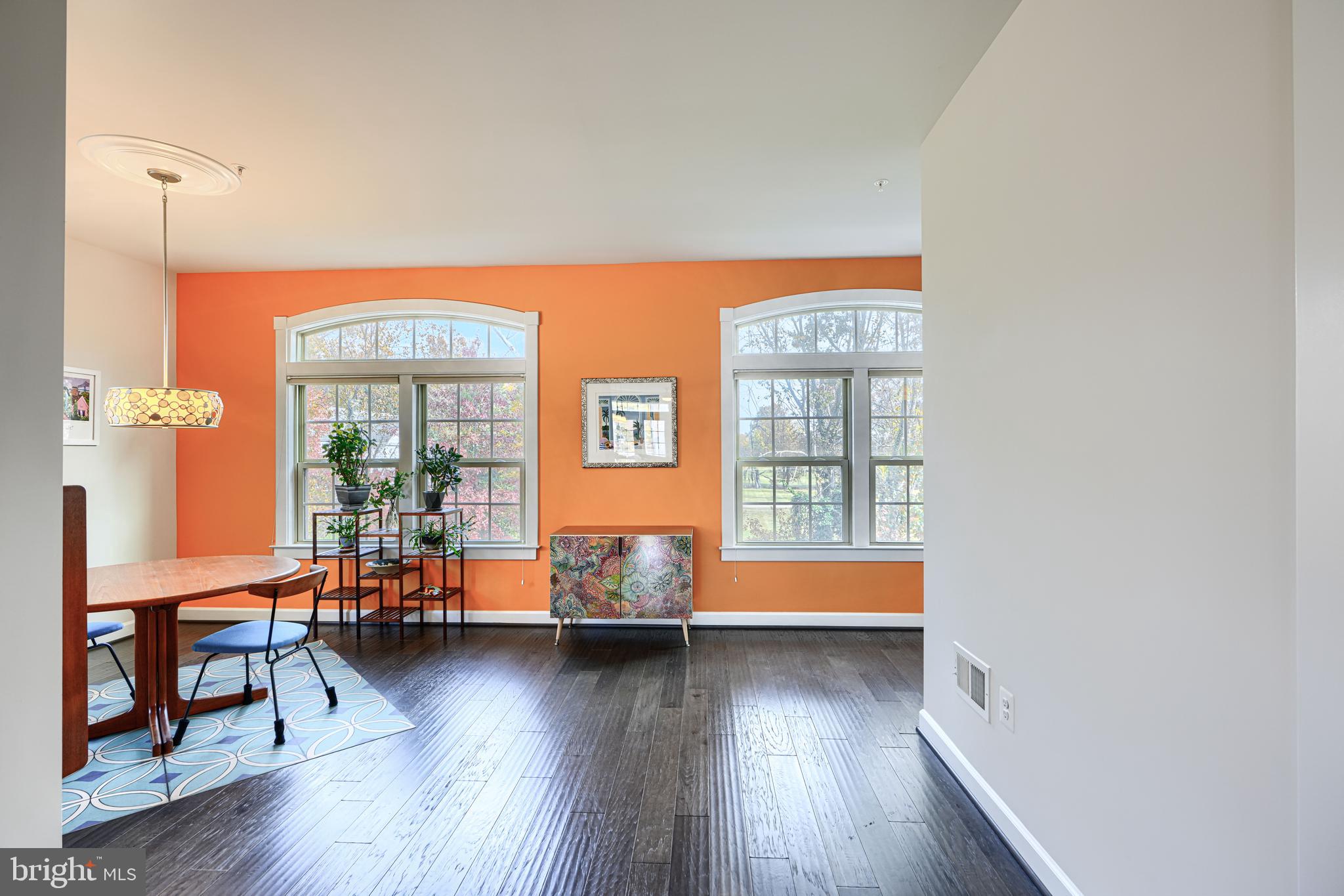 SUBURBAN GREENE - Residential