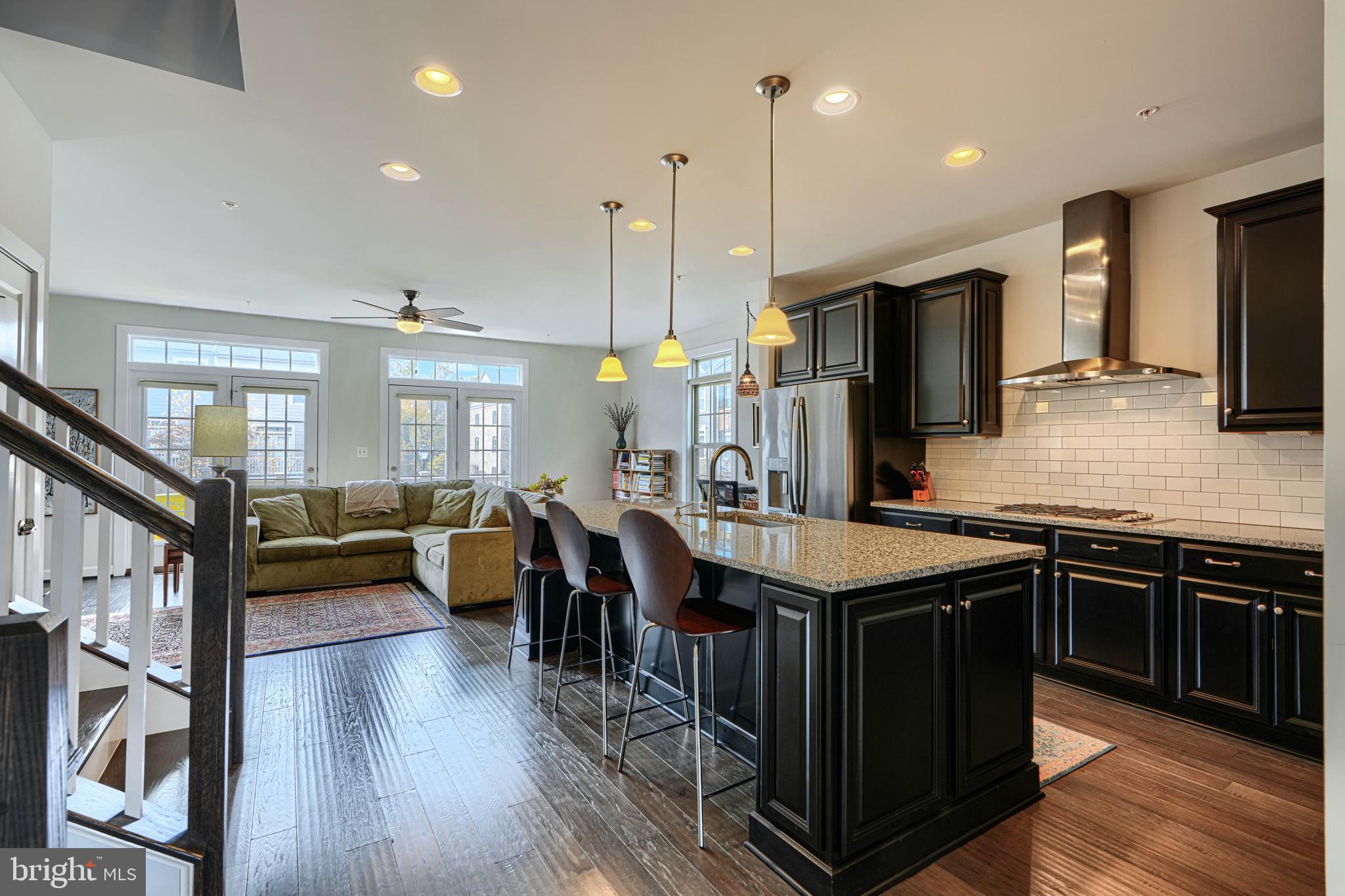 SUBURBAN GREENE - Residential