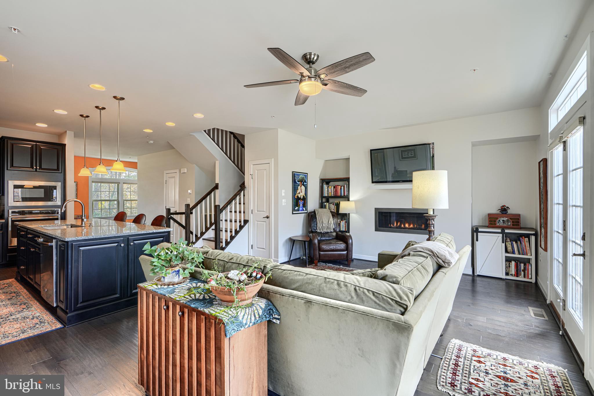 SUBURBAN GREENE - Residential