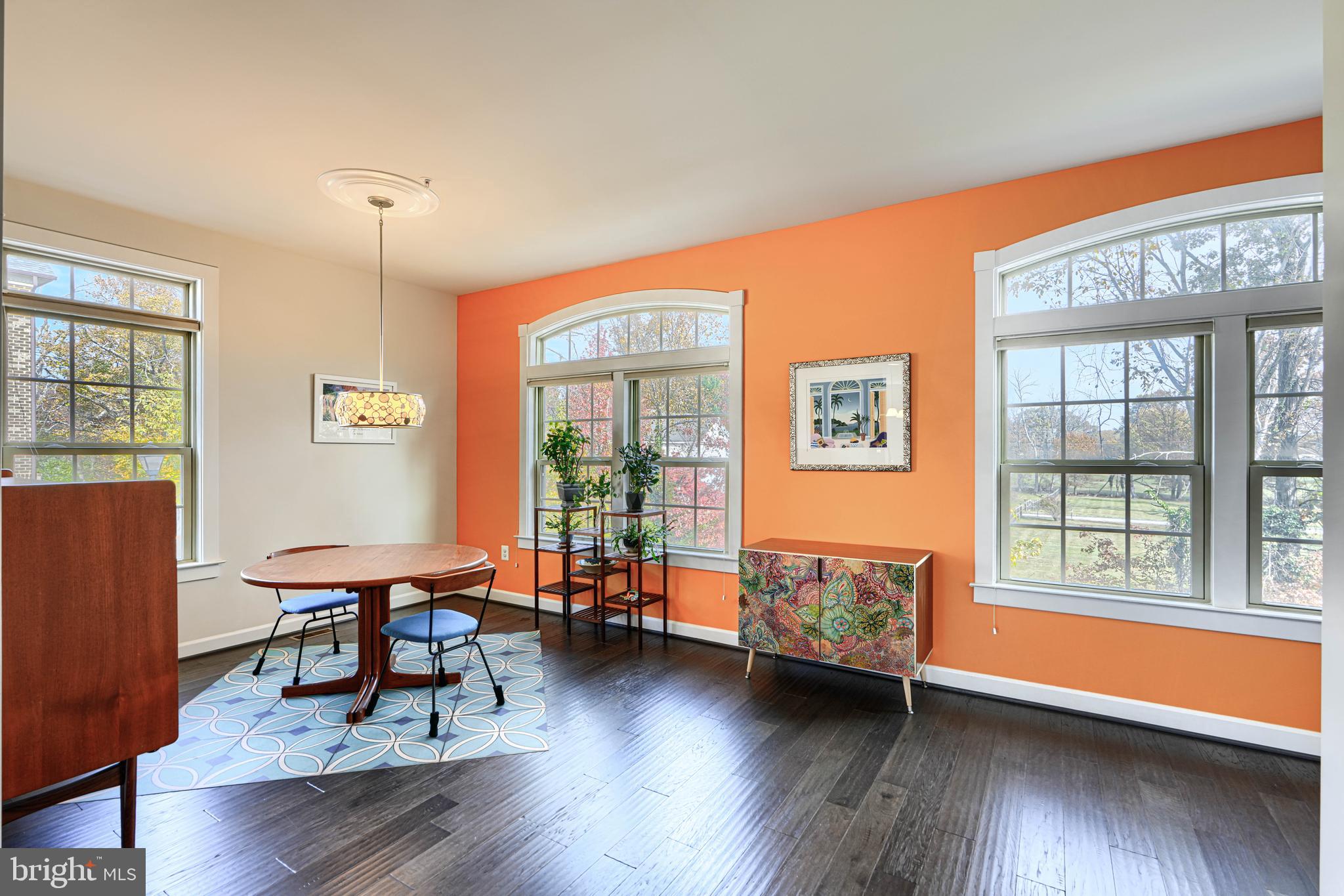 SUBURBAN GREENE - Residential