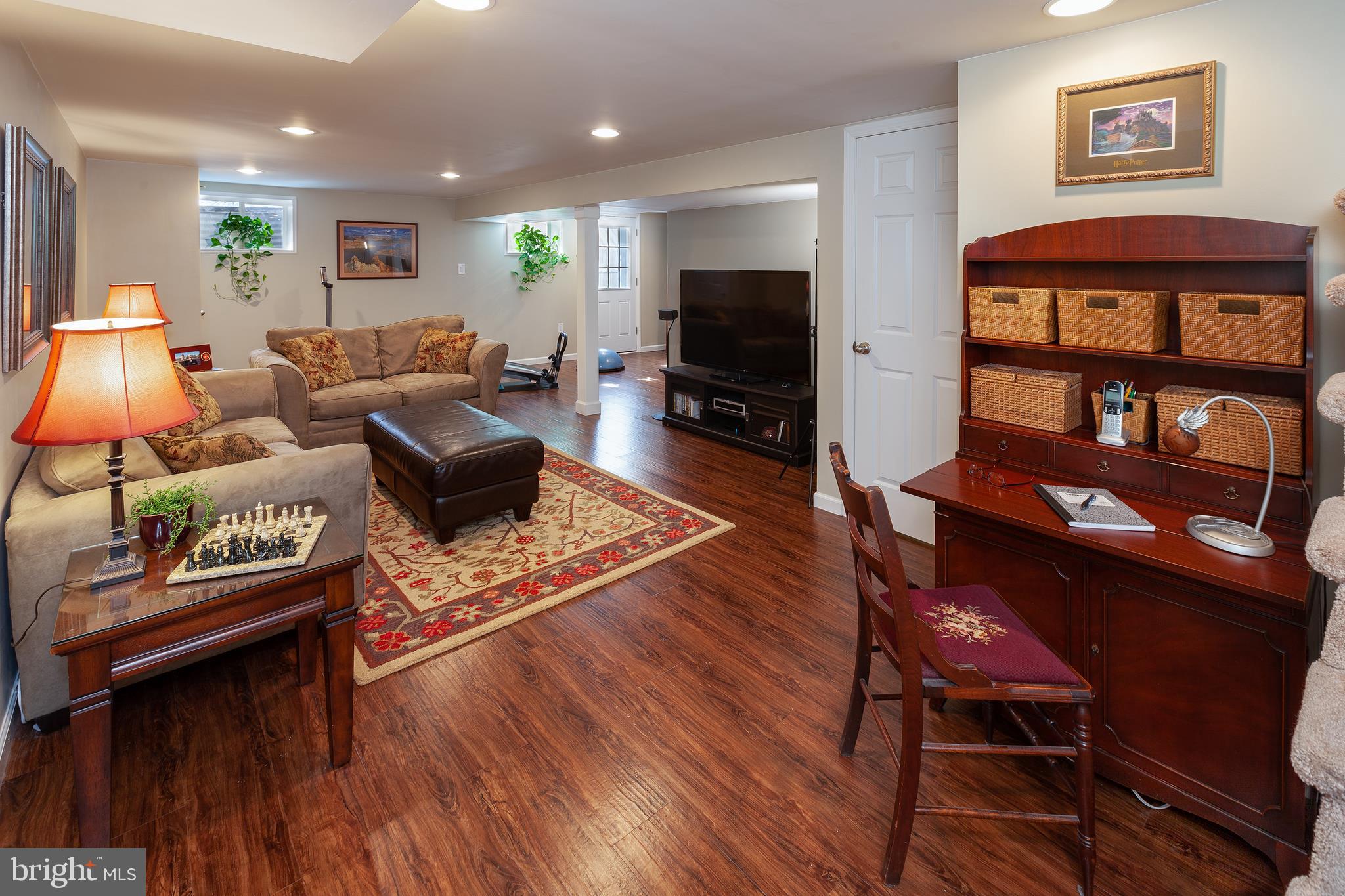 WEST SPRINGFIELD VILLAGE - Residential