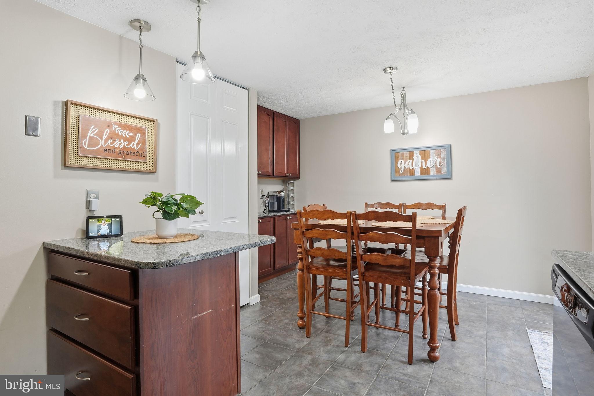 CHESTERFIELD - Residential