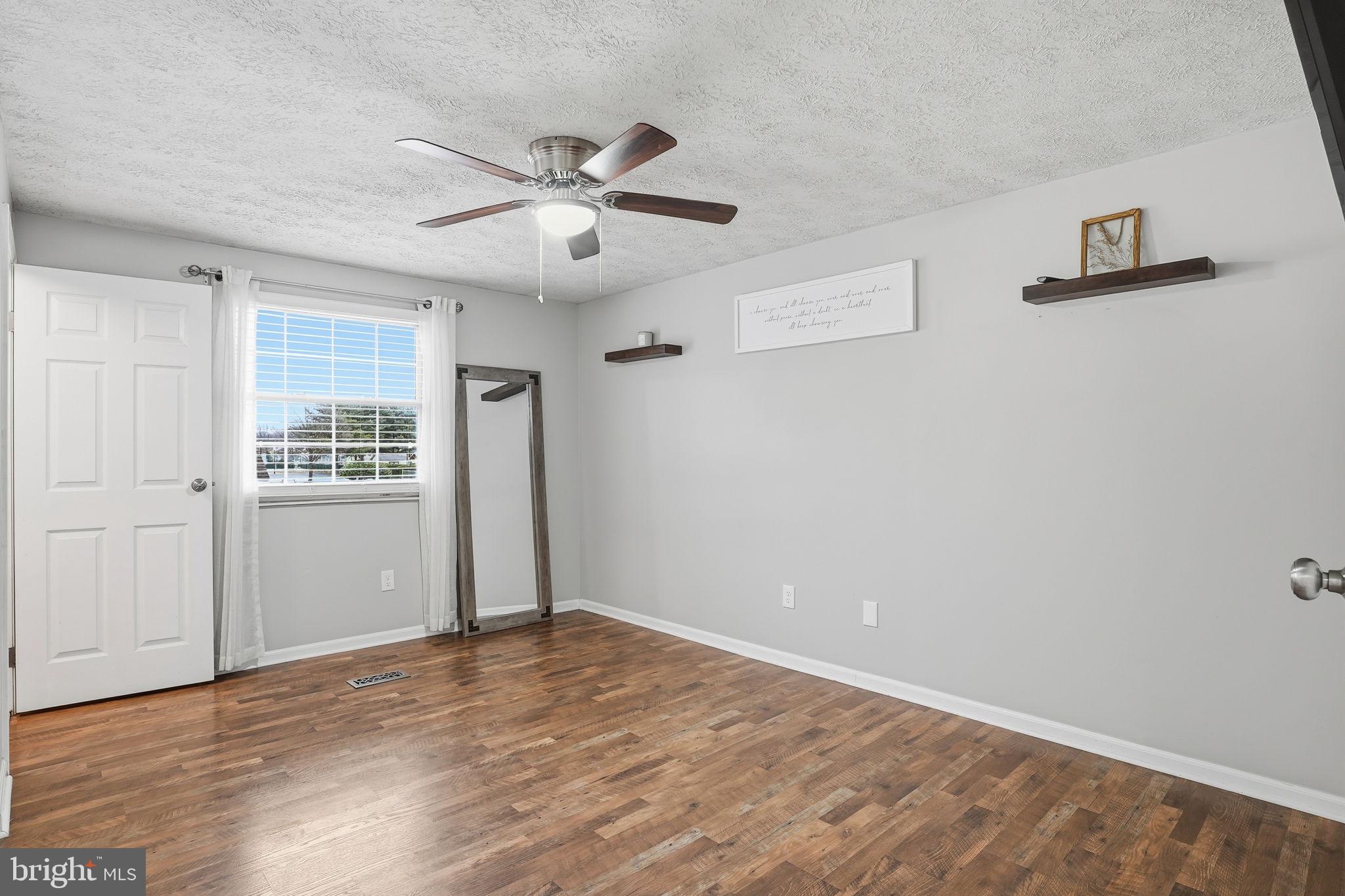 CHESTERFIELD - Residential