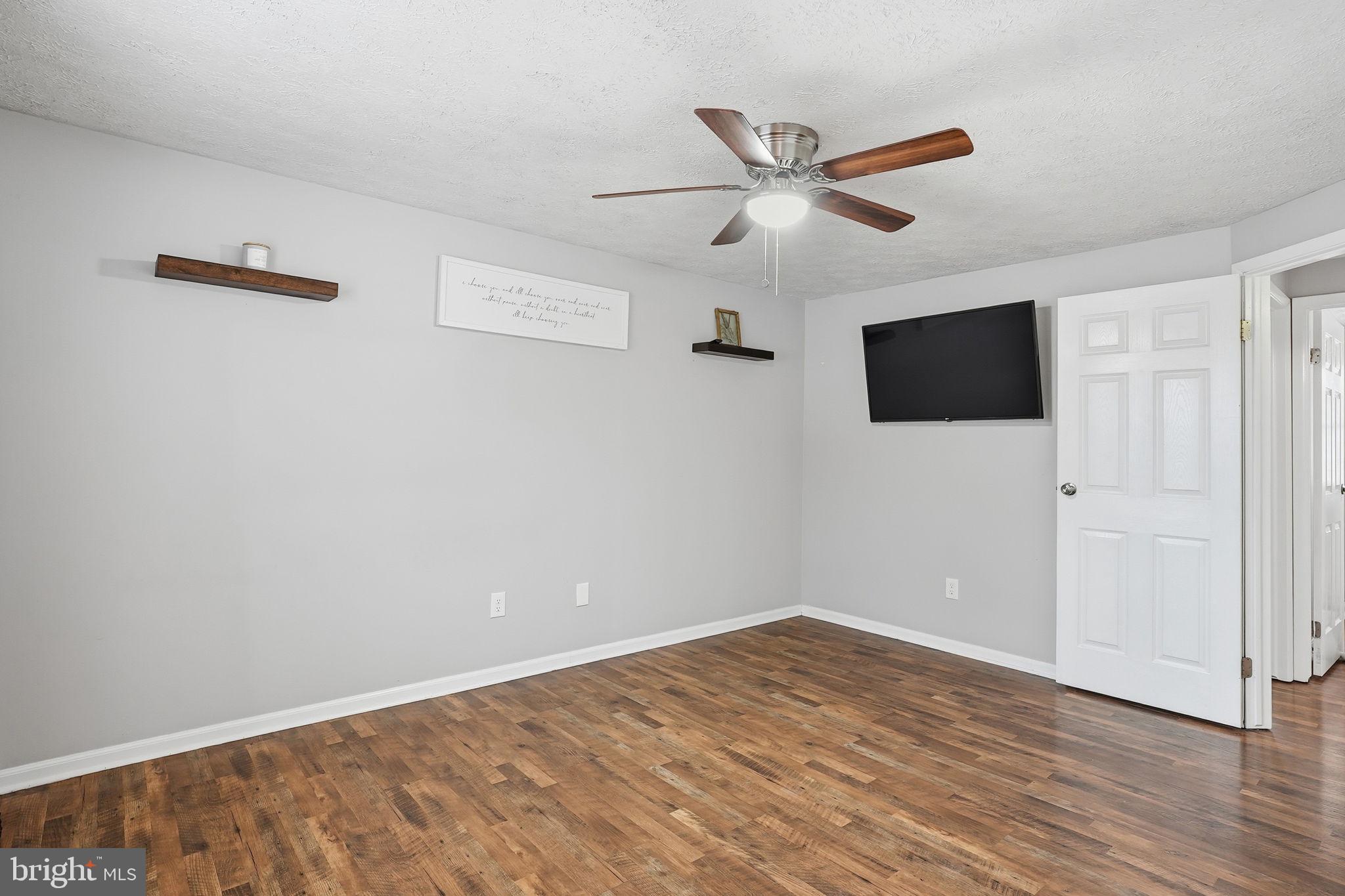 CHESTERFIELD - Residential