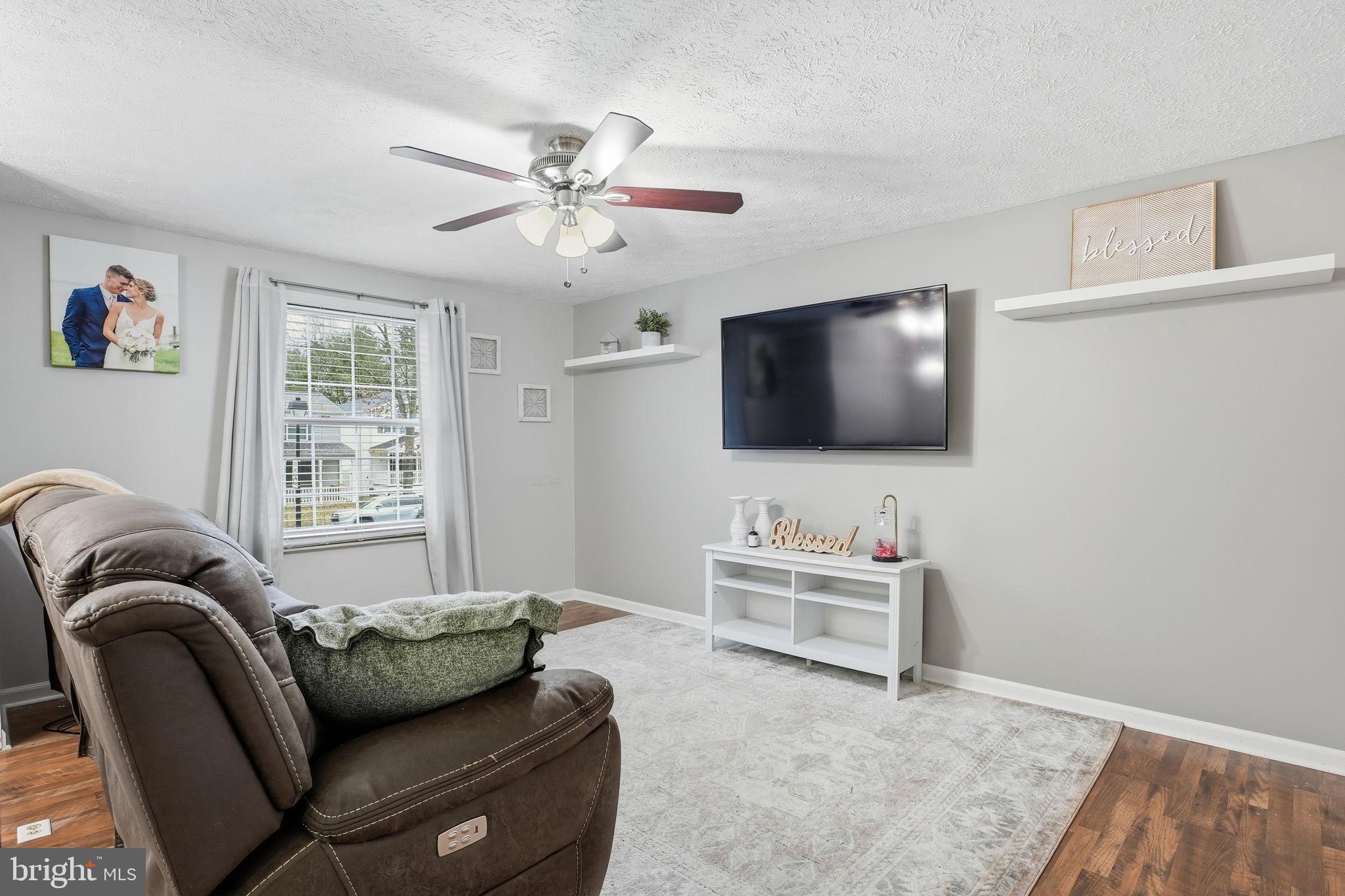 CHESTERFIELD - Residential