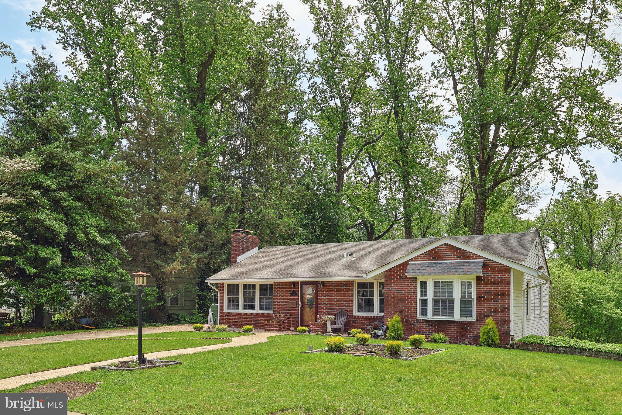 851 PARK DRIVE