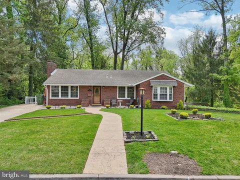851 Park Drive, Cherry Hill, NJ MLS: NJCD2090606