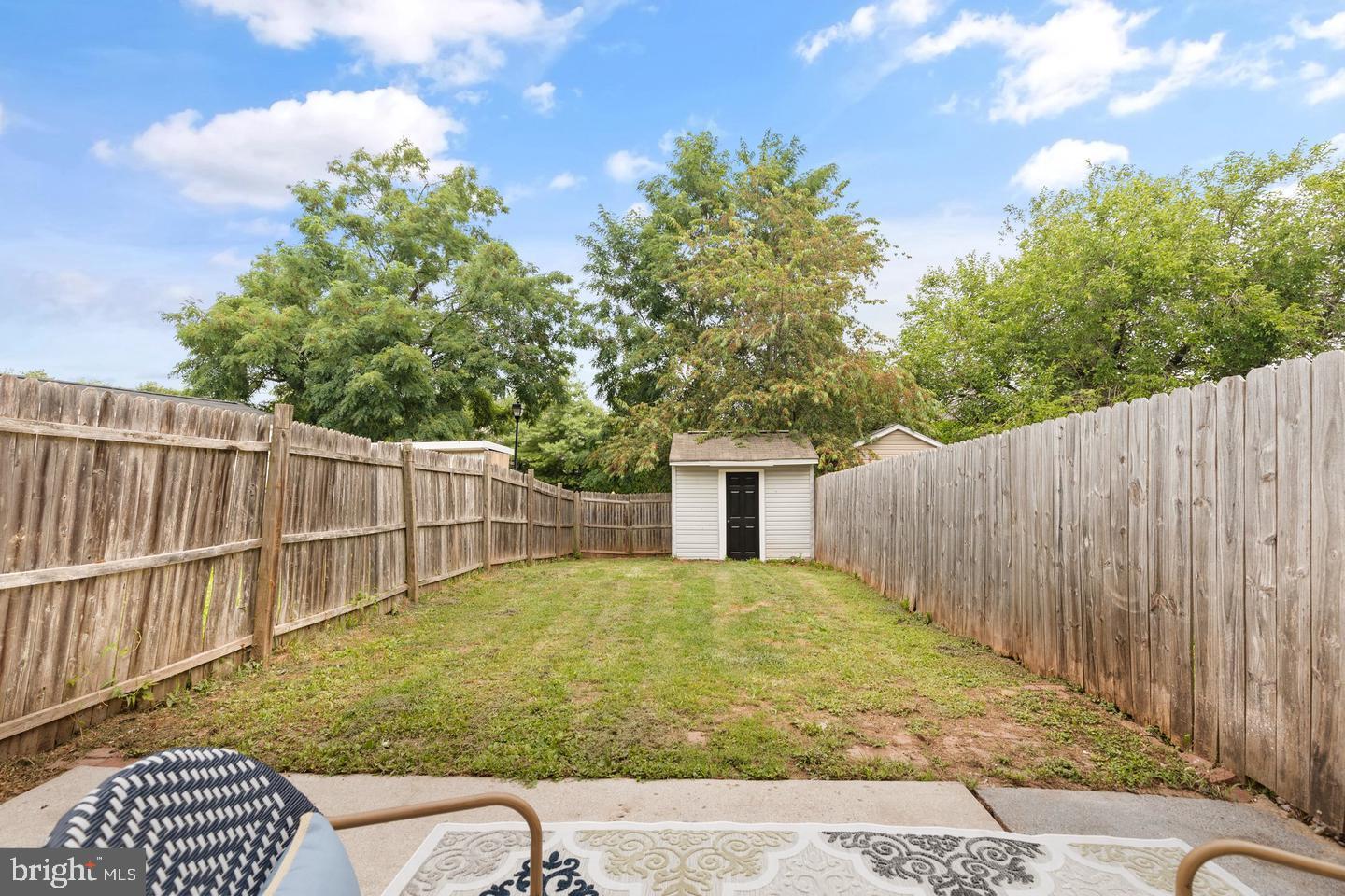 CLOVERBERRY - Residential Lease