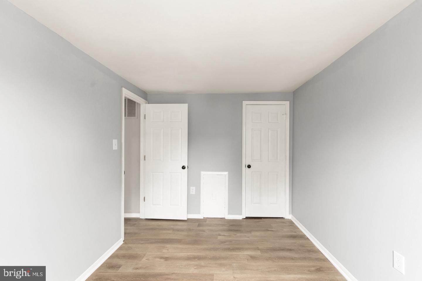 CLOVERBERRY - Residential Lease